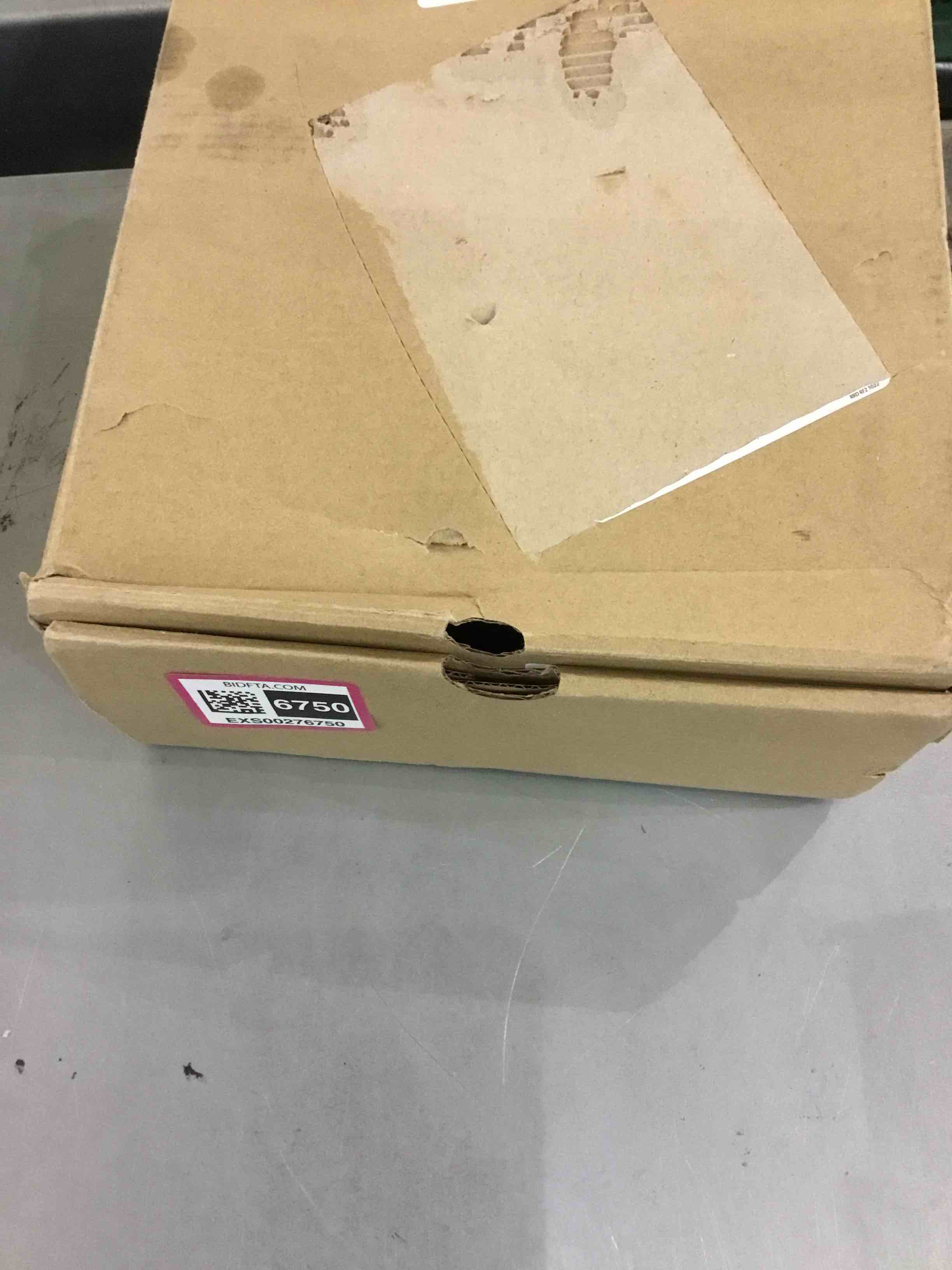 https://s3.amazonaws.com/lotting-images-prod/bidfta/EXS00276750_1685471857686.jpeg