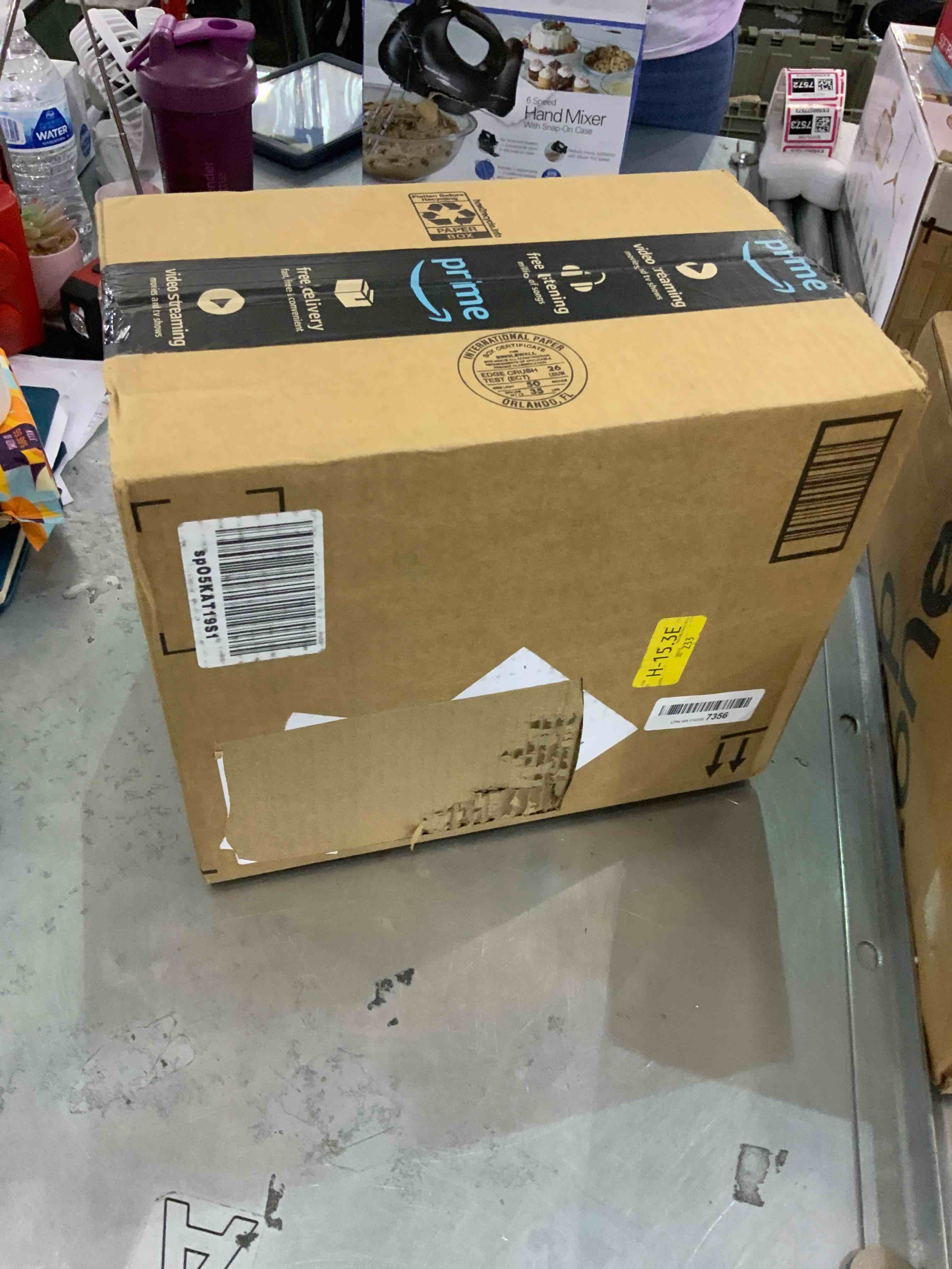 https://s3.amazonaws.com/lotting-images-prod/bidfta/EXS00277009_1685445649409.jpeg