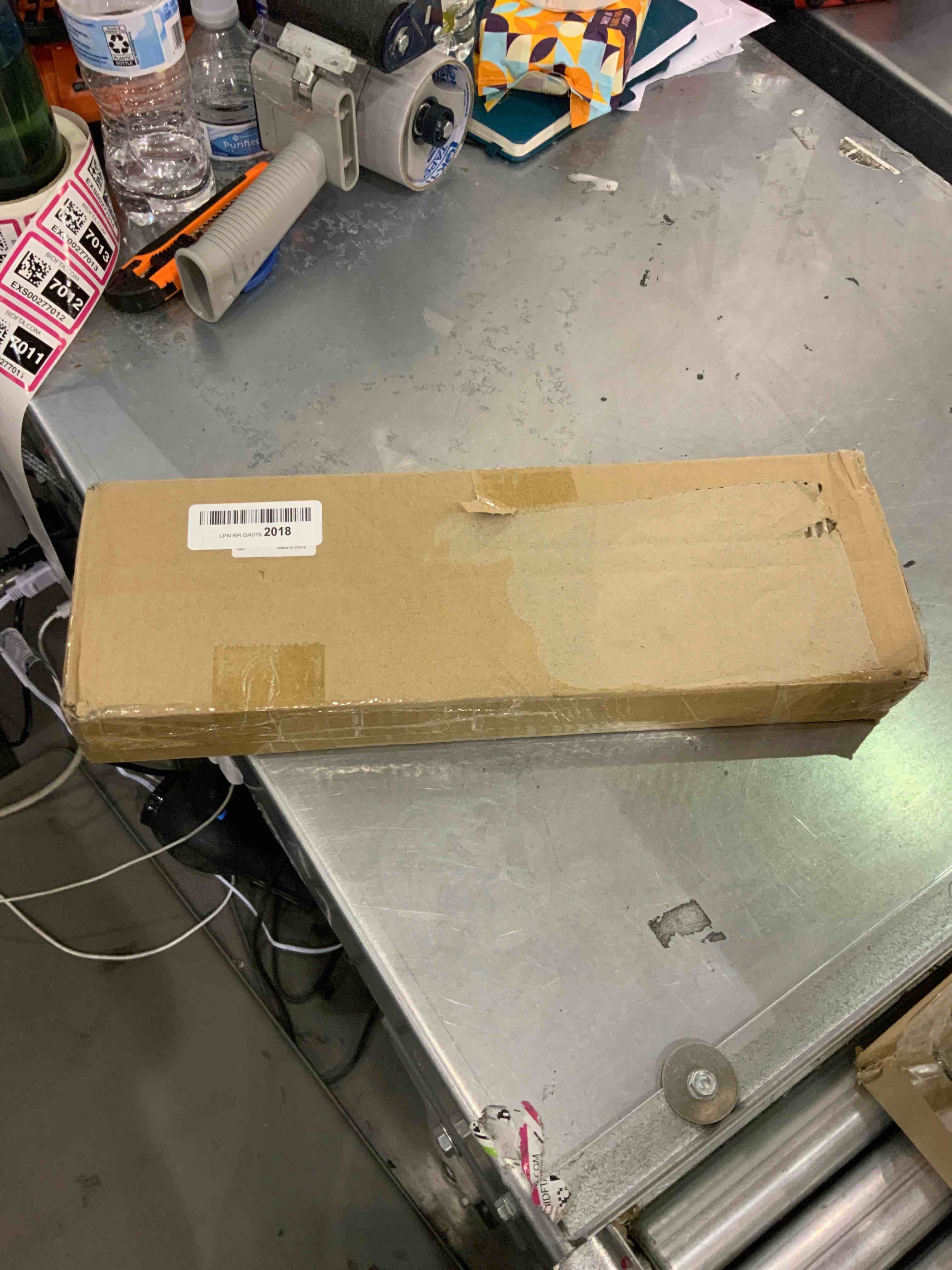 https://s3.amazonaws.com/lotting-images-prod/bidfta/EXS00277011_1685445865387.jpeg