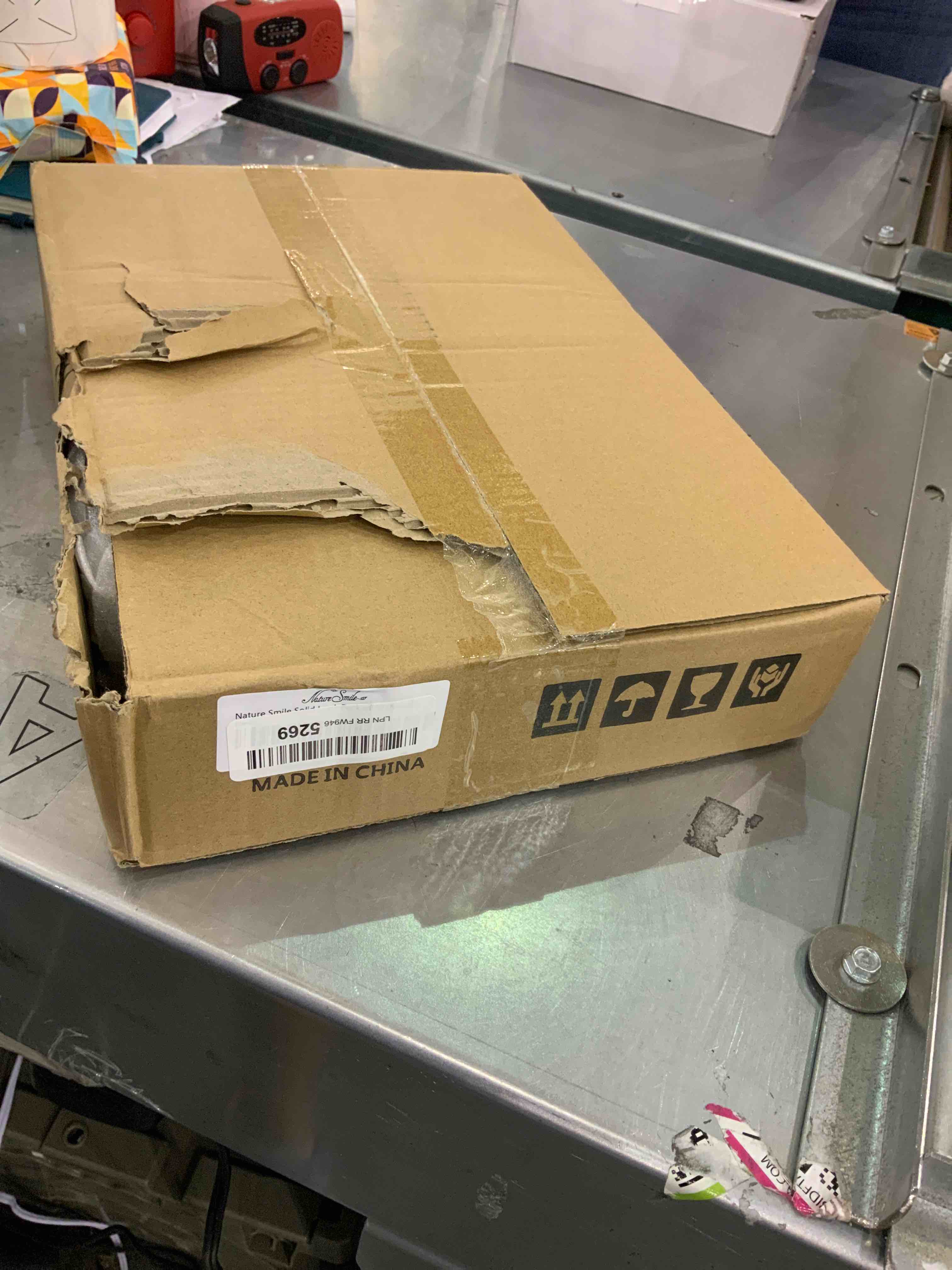 https://s3.amazonaws.com/lotting-images-prod/bidfta/EXS00277018_1685446320708.jpeg