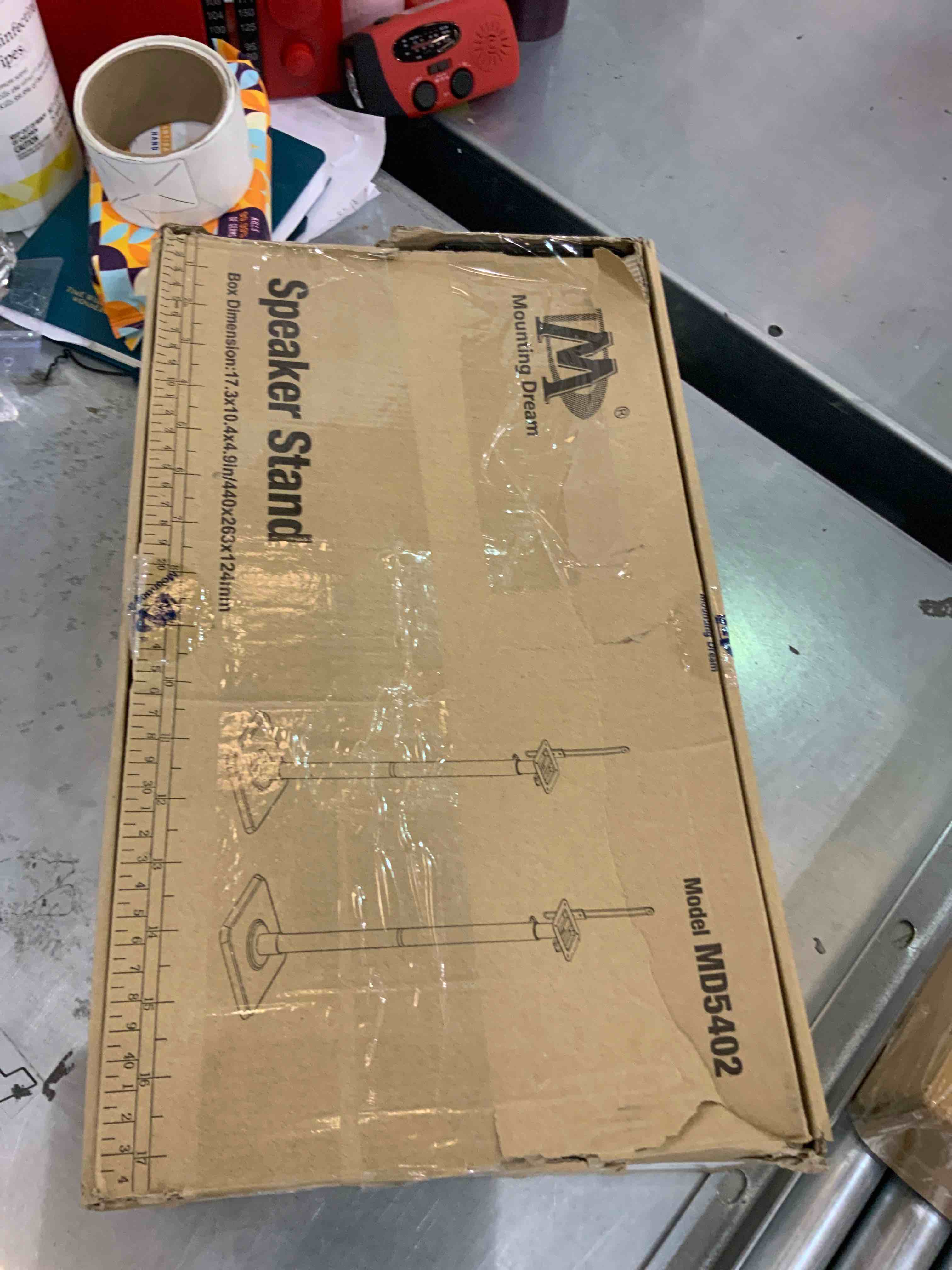 https://s3.amazonaws.com/lotting-images-prod/bidfta/EXS00277092_1685456133902.jpeg