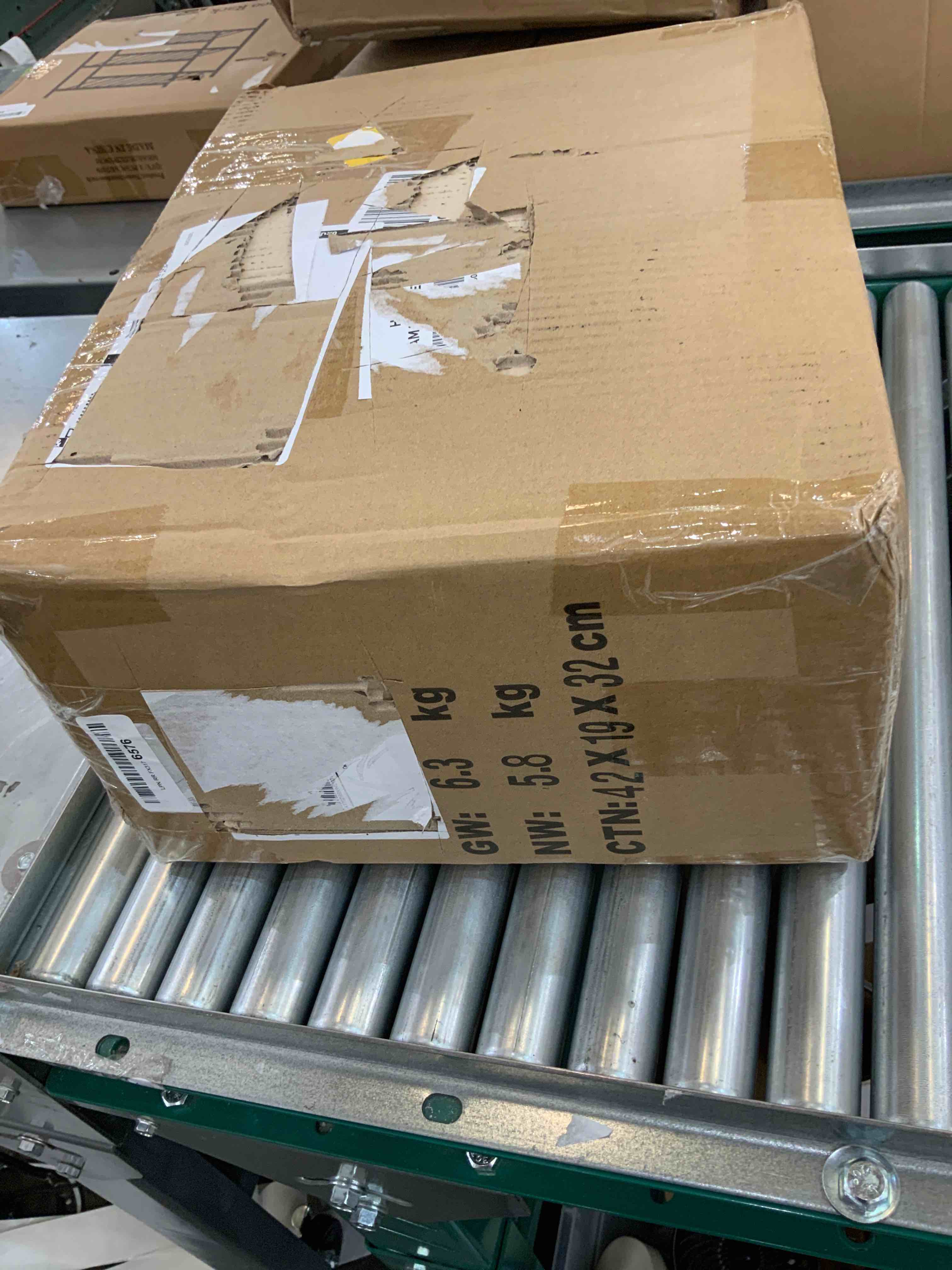 https://s3.amazonaws.com/lotting-images-prod/bidfta/EXS00277188_1685466896316.jpeg