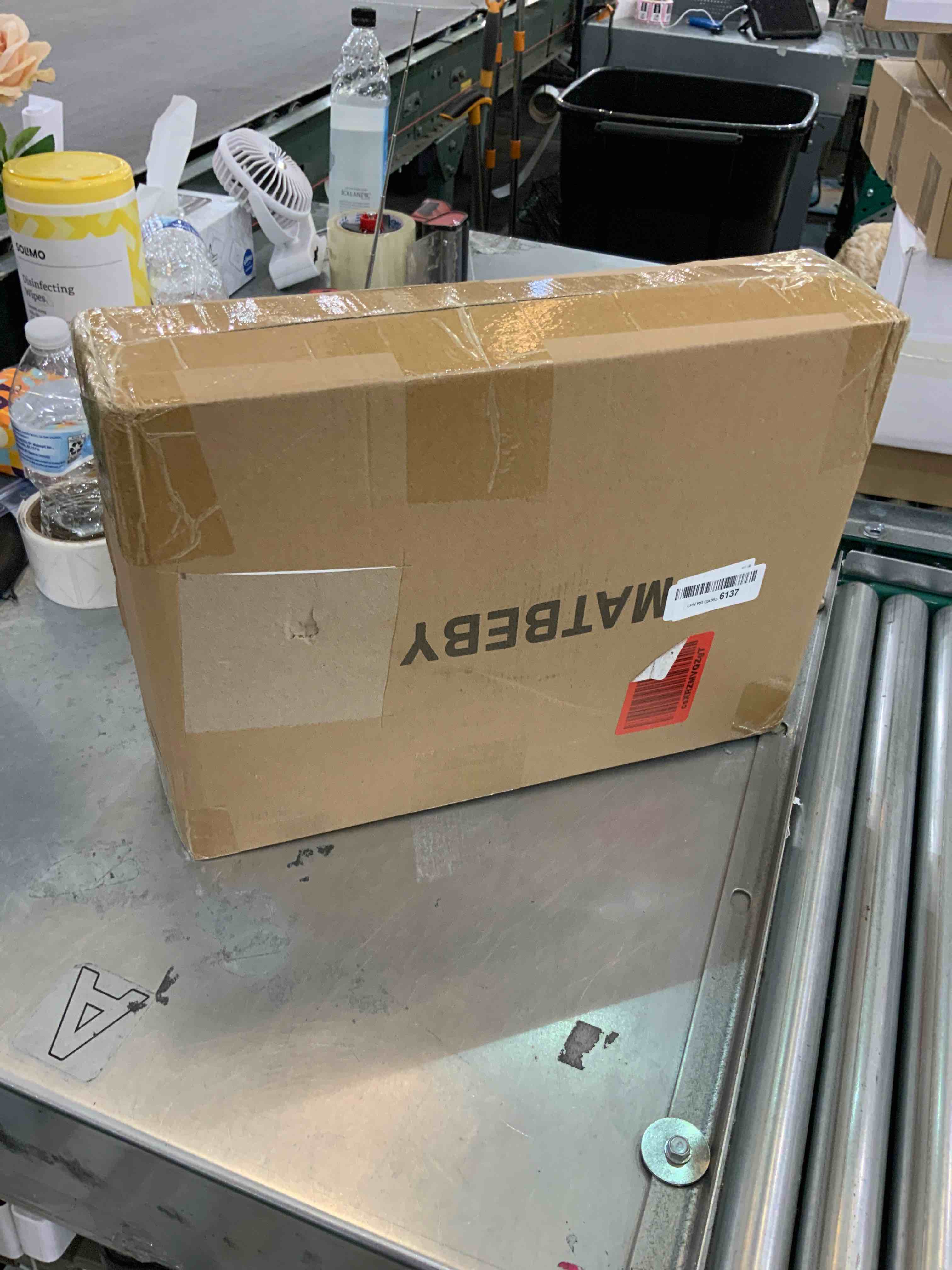 https://s3.amazonaws.com/lotting-images-prod/bidfta/EXS00277432_1685548642925.jpeg