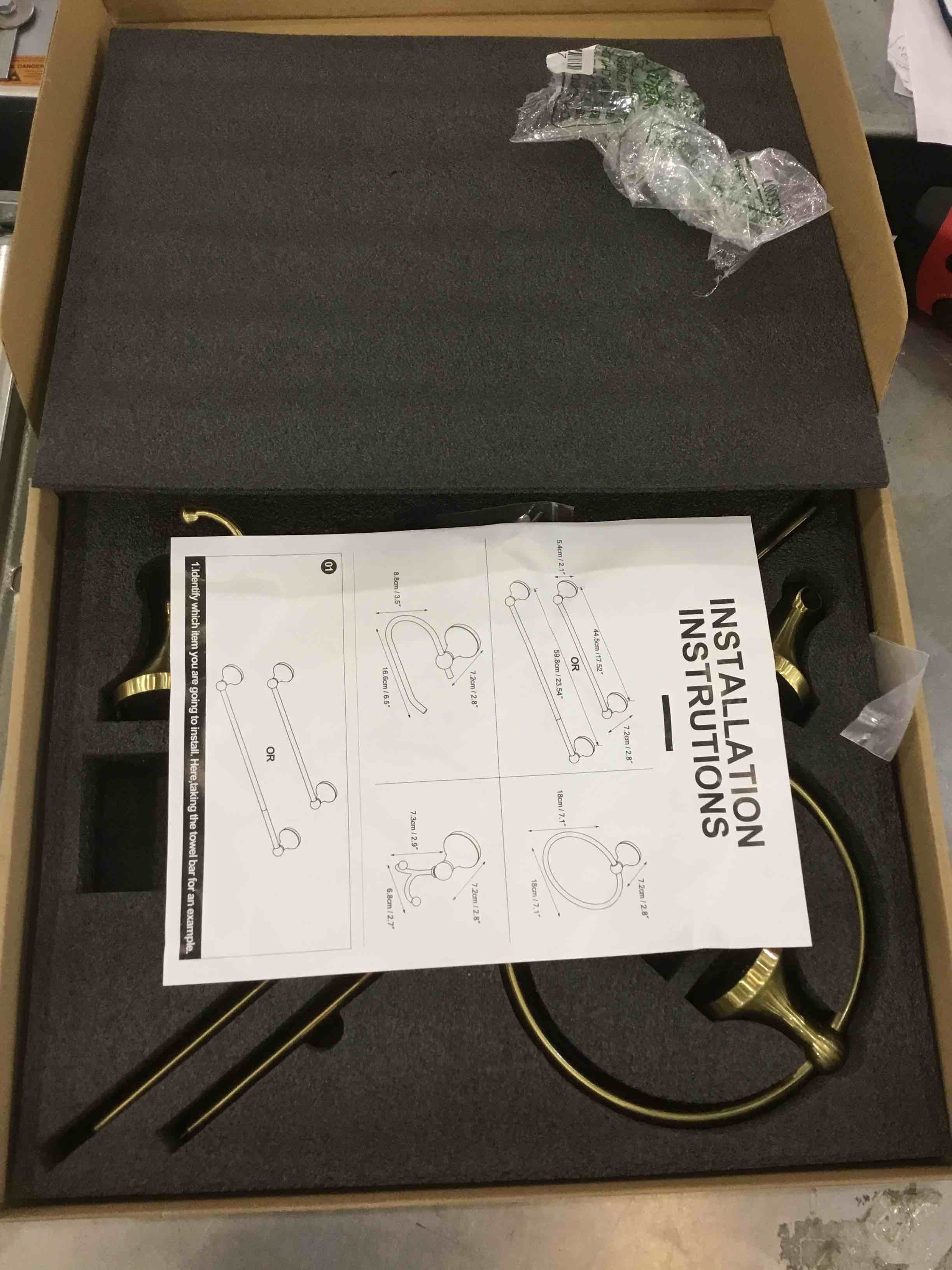 https://s3.amazonaws.com/lotting-images-prod/bidfta/EXS00278276_1684781950470.jpeg