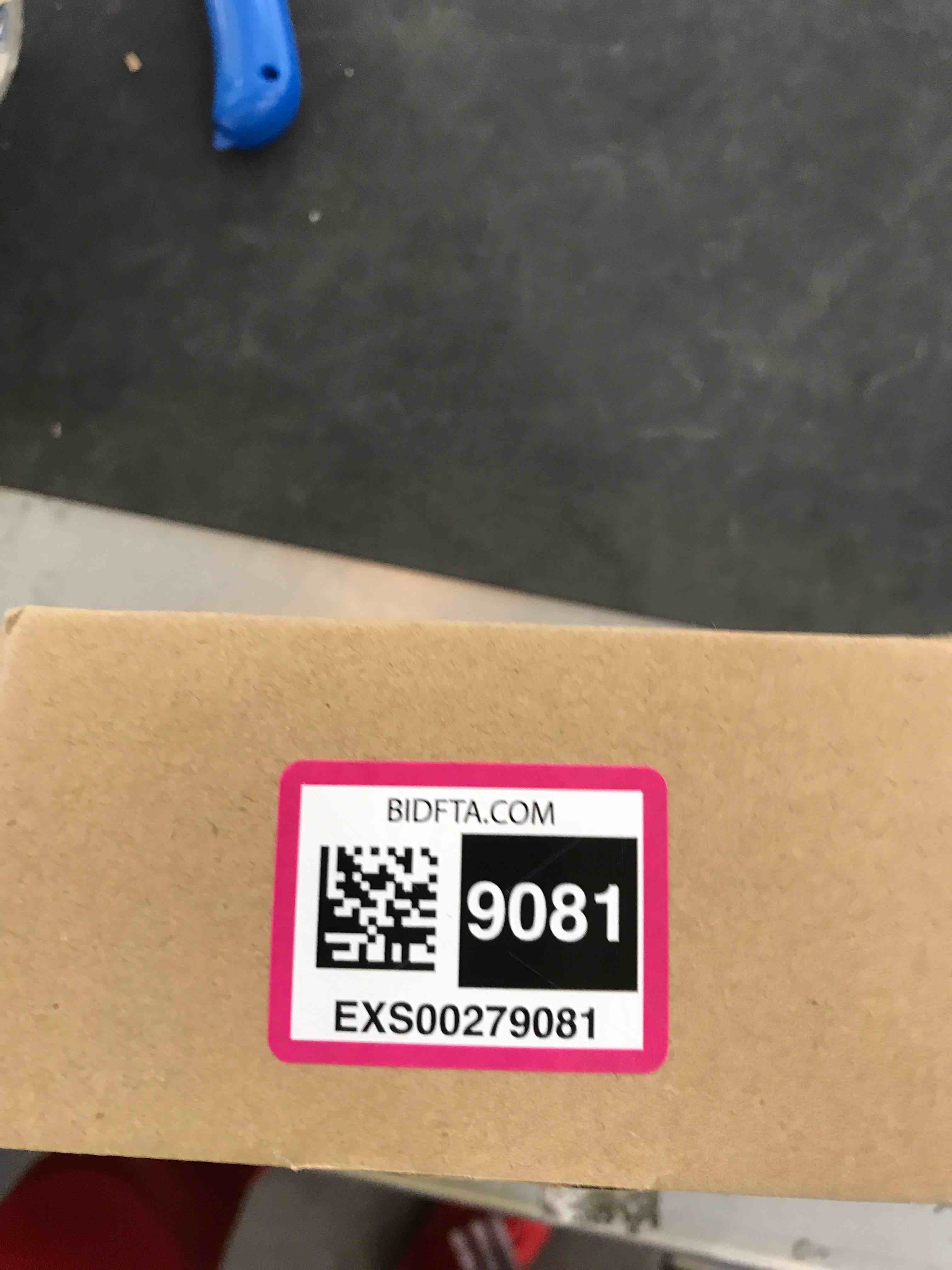 https://s3.amazonaws.com/lotting-images-prod/bidfta/EXS00279081_1686159559230.jpeg