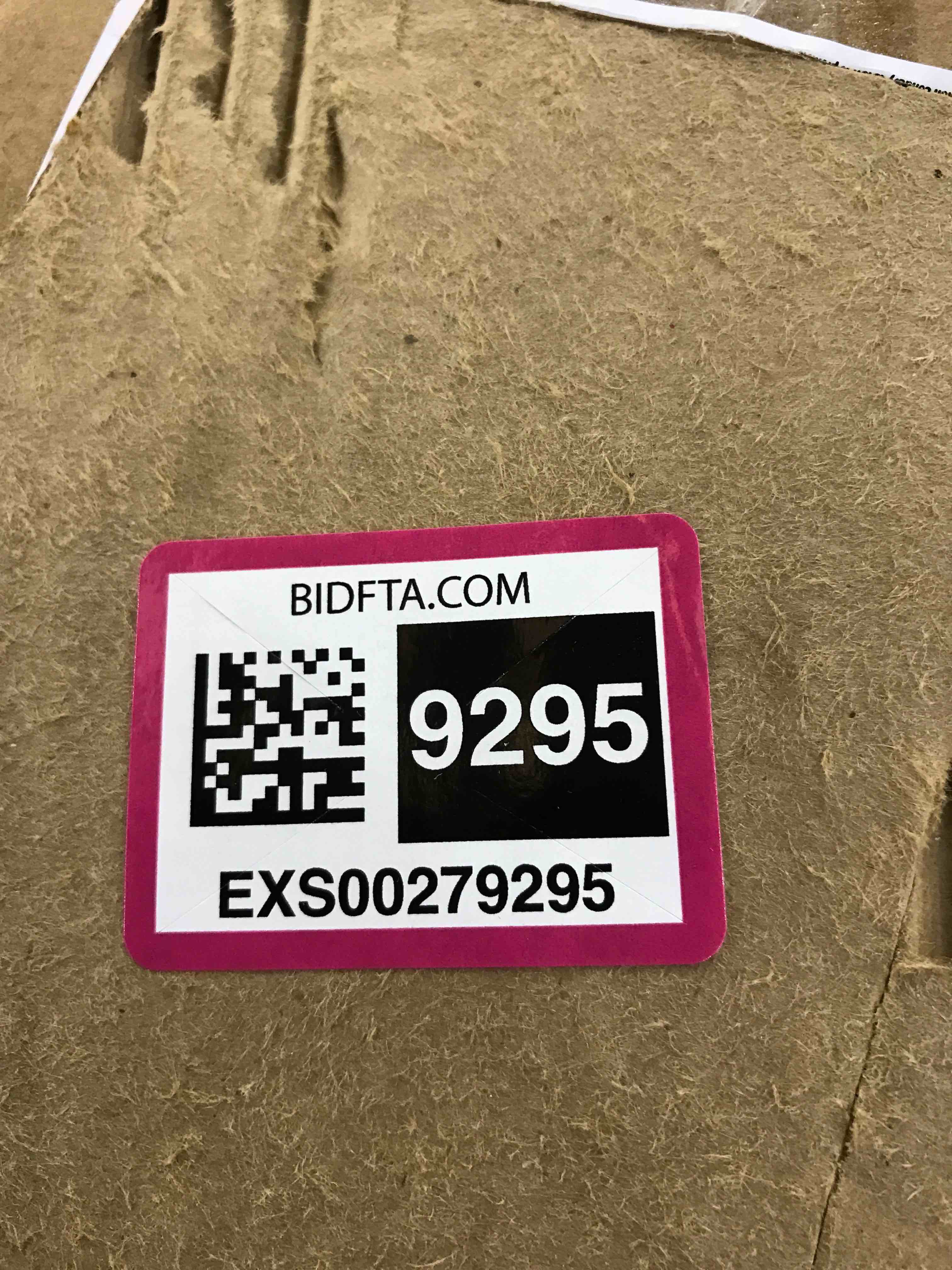 https://s3.amazonaws.com/lotting-images-prod/bidfta/EXS00279295_1686311601164.jpeg