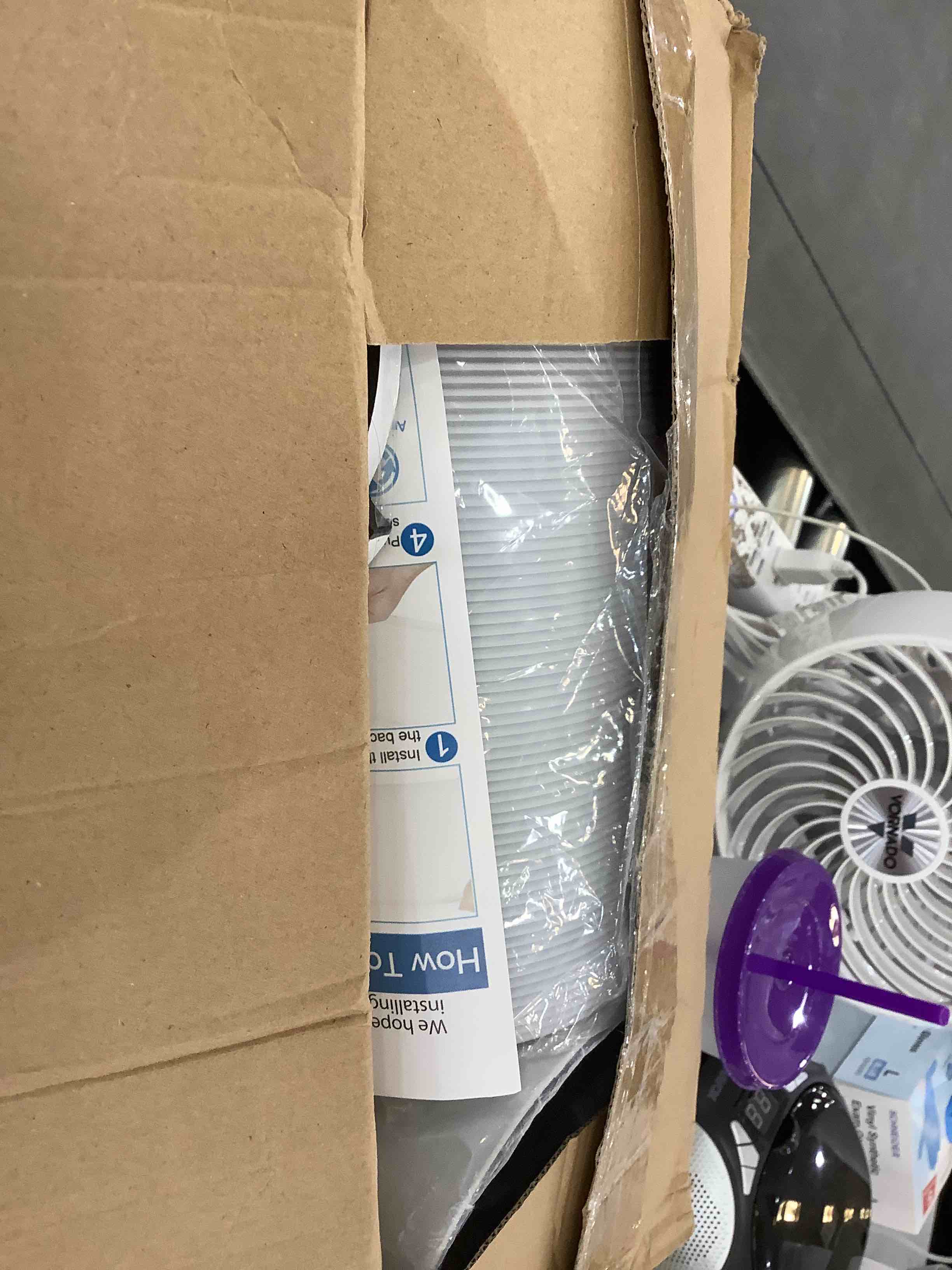 https://s3.amazonaws.com/lotting-images-prod/bidfta/EXS00280683_1687200573995.jpeg