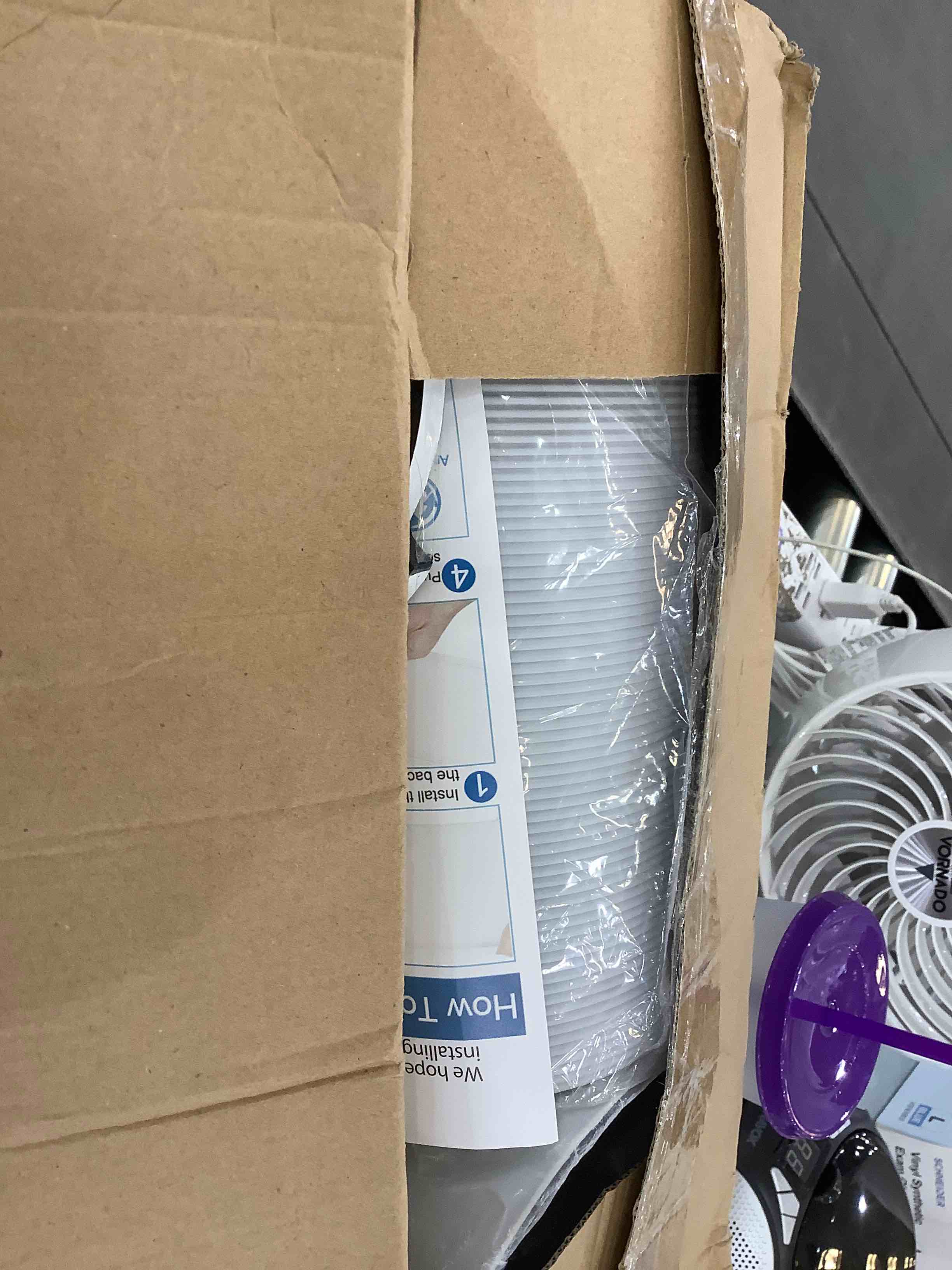 https://s3.amazonaws.com/lotting-images-prod/bidfta/EXS00280683_1687200575082.jpeg