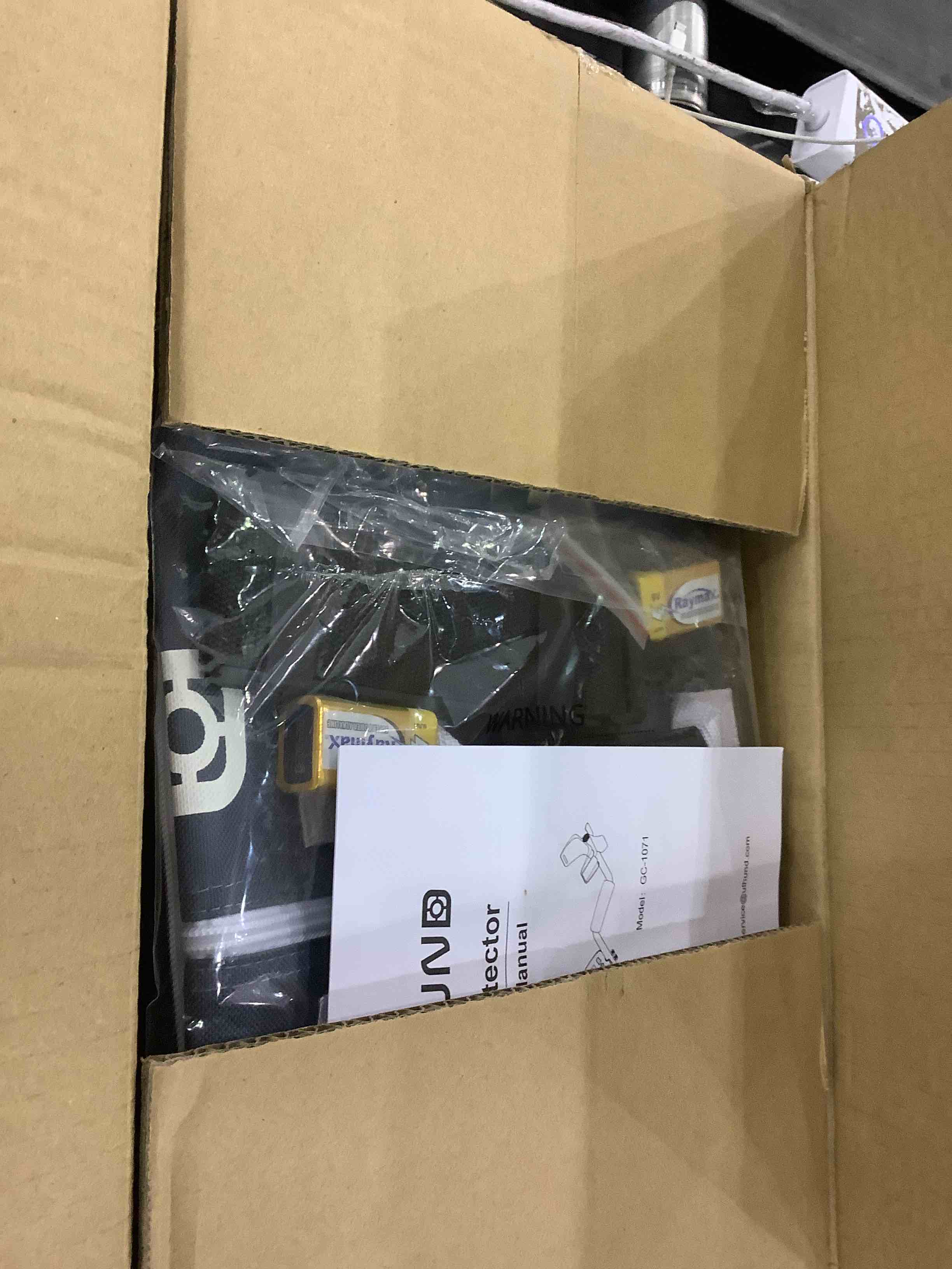 https://s3.amazonaws.com/lotting-images-prod/bidfta/EXS00280722_1687261745991.jpeg