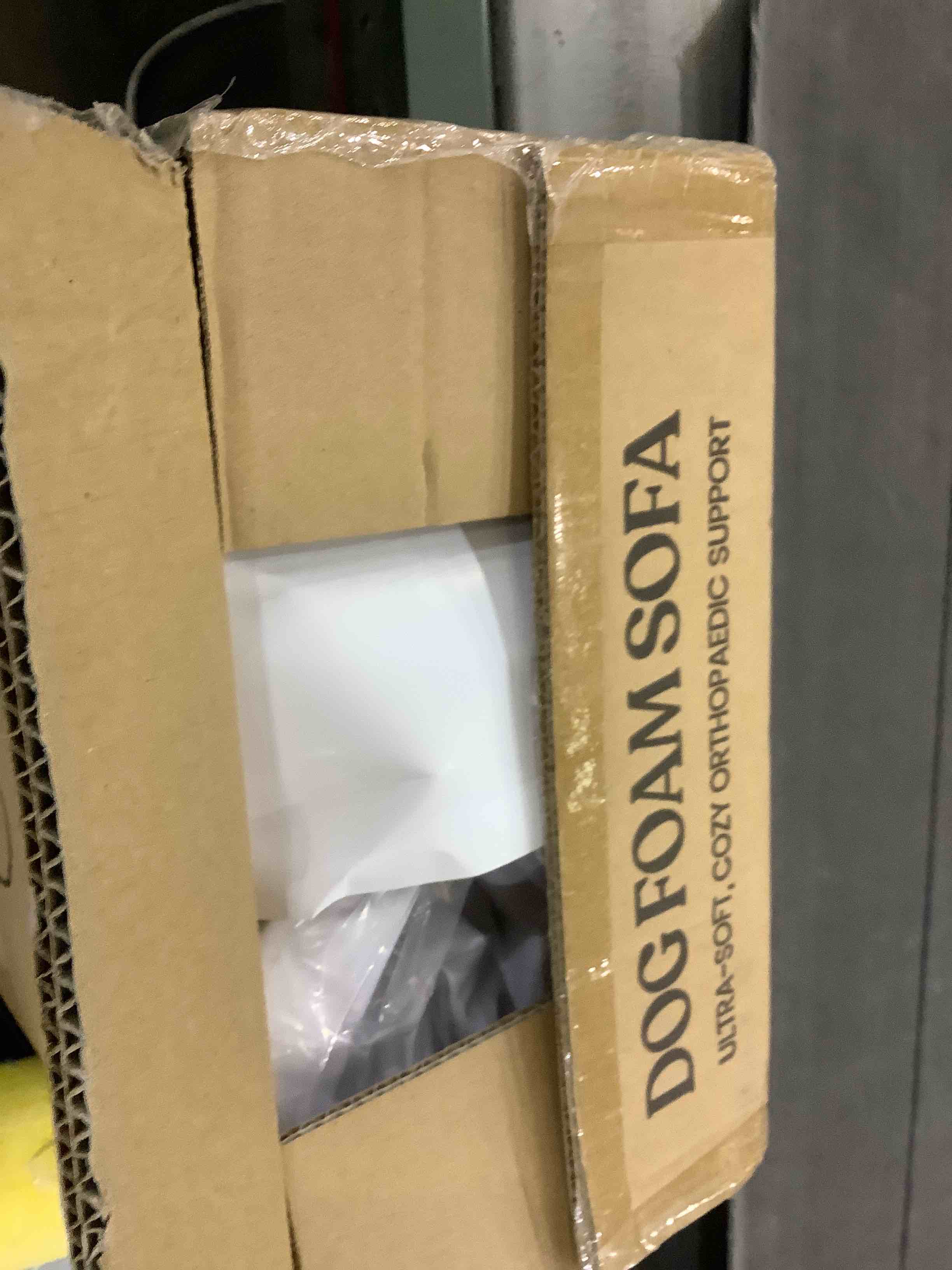 https://s3.amazonaws.com/lotting-images-prod/bidfta/EXS00280872_1687287922545.jpeg