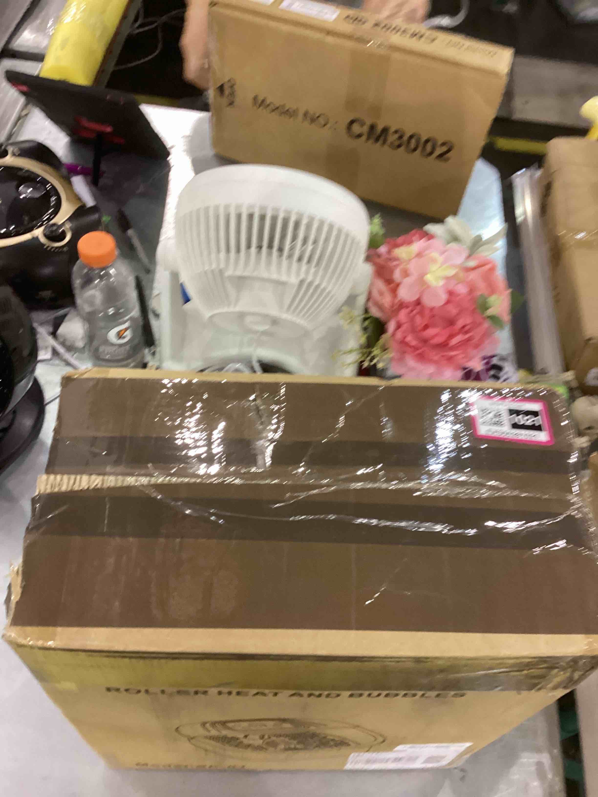 https://s3.amazonaws.com/lotting-images-prod/bidfta/EXS00281021_1687261634528.jpeg