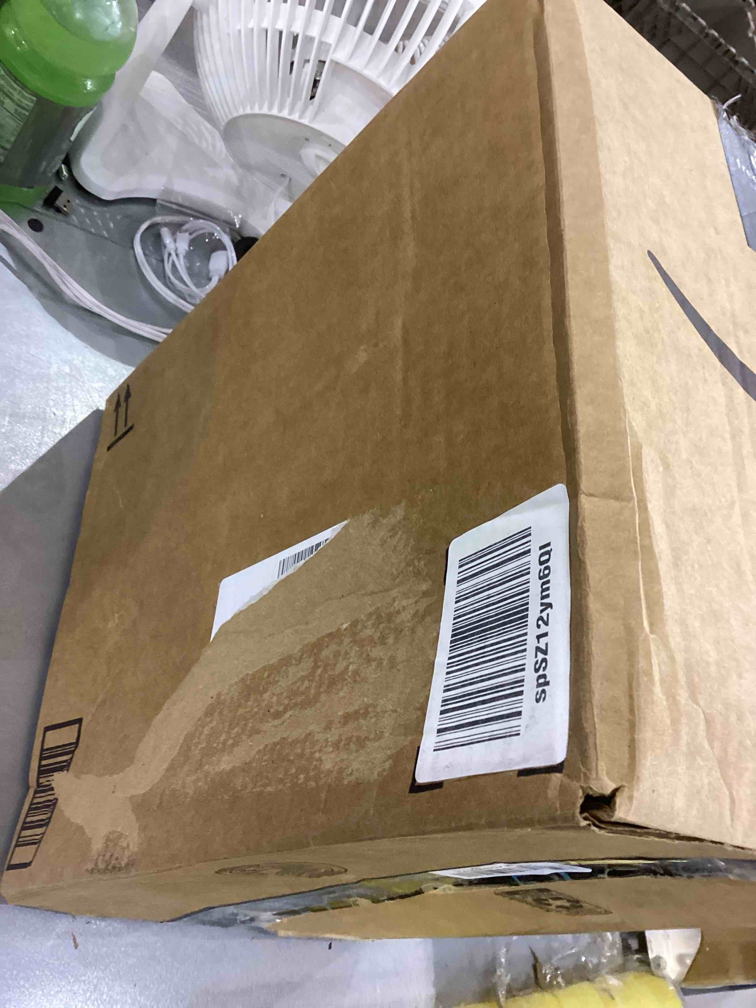 https://s3.amazonaws.com/lotting-images-prod/bidfta/EXS00281050_1687264460532.jpeg