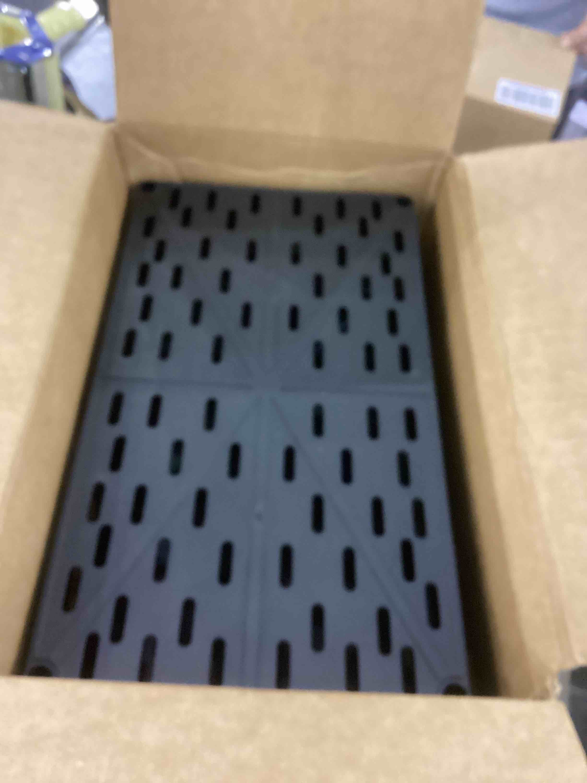 https://s3.amazonaws.com/lotting-images-prod/bidfta/EXS00281050_1687264473516.jpeg