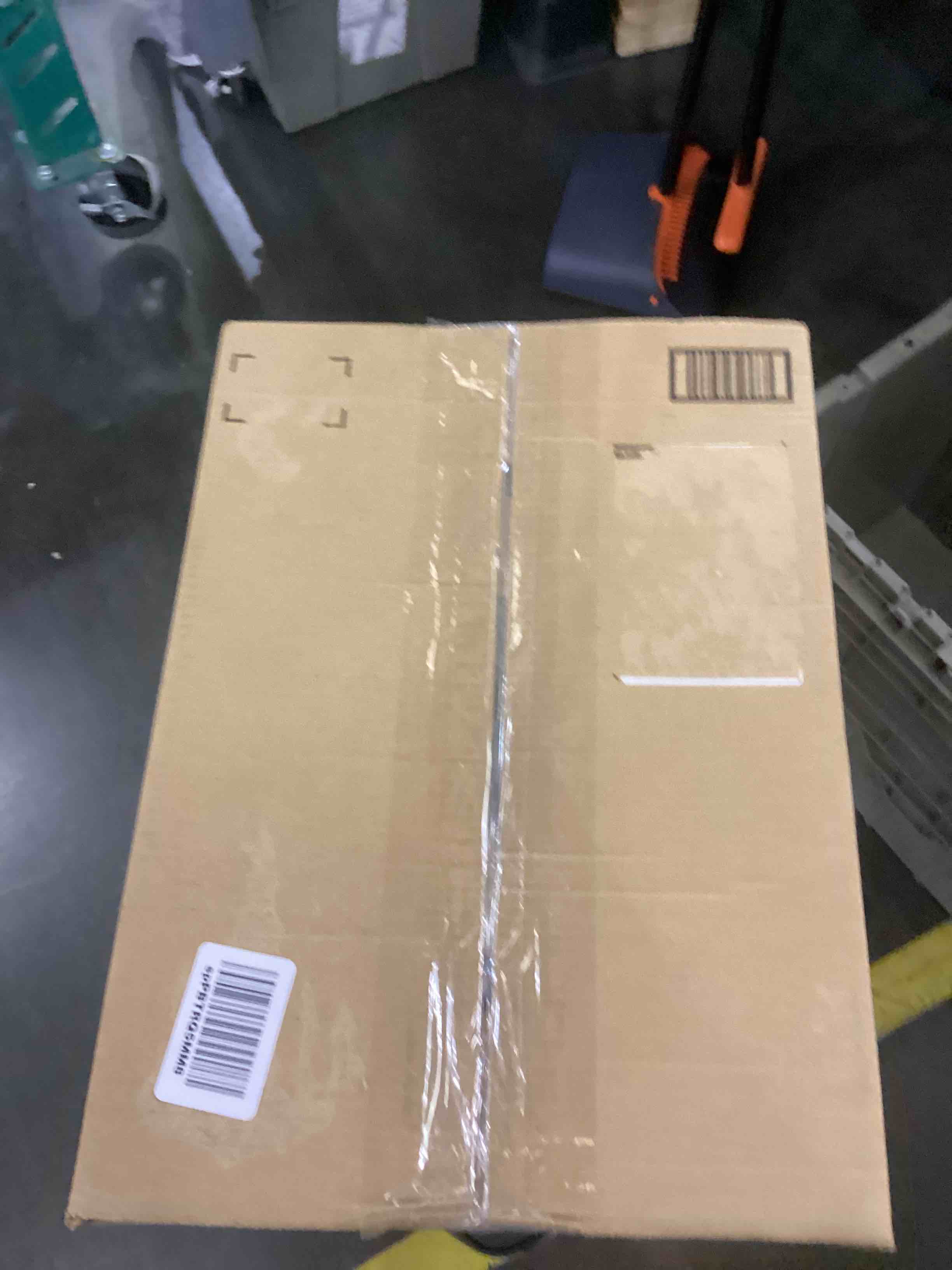 https://s3.amazonaws.com/lotting-images-prod/bidfta/EXS00281411_1687373731588.jpeg