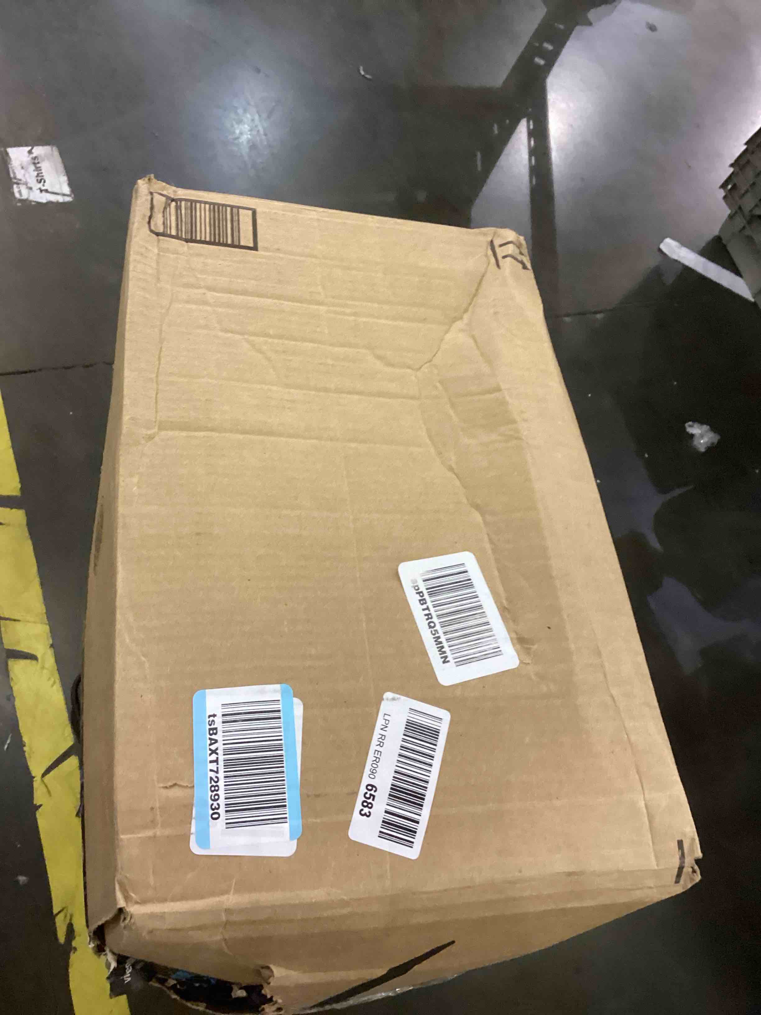 https://s3.amazonaws.com/lotting-images-prod/bidfta/EXS00281413_1687373863830.jpeg