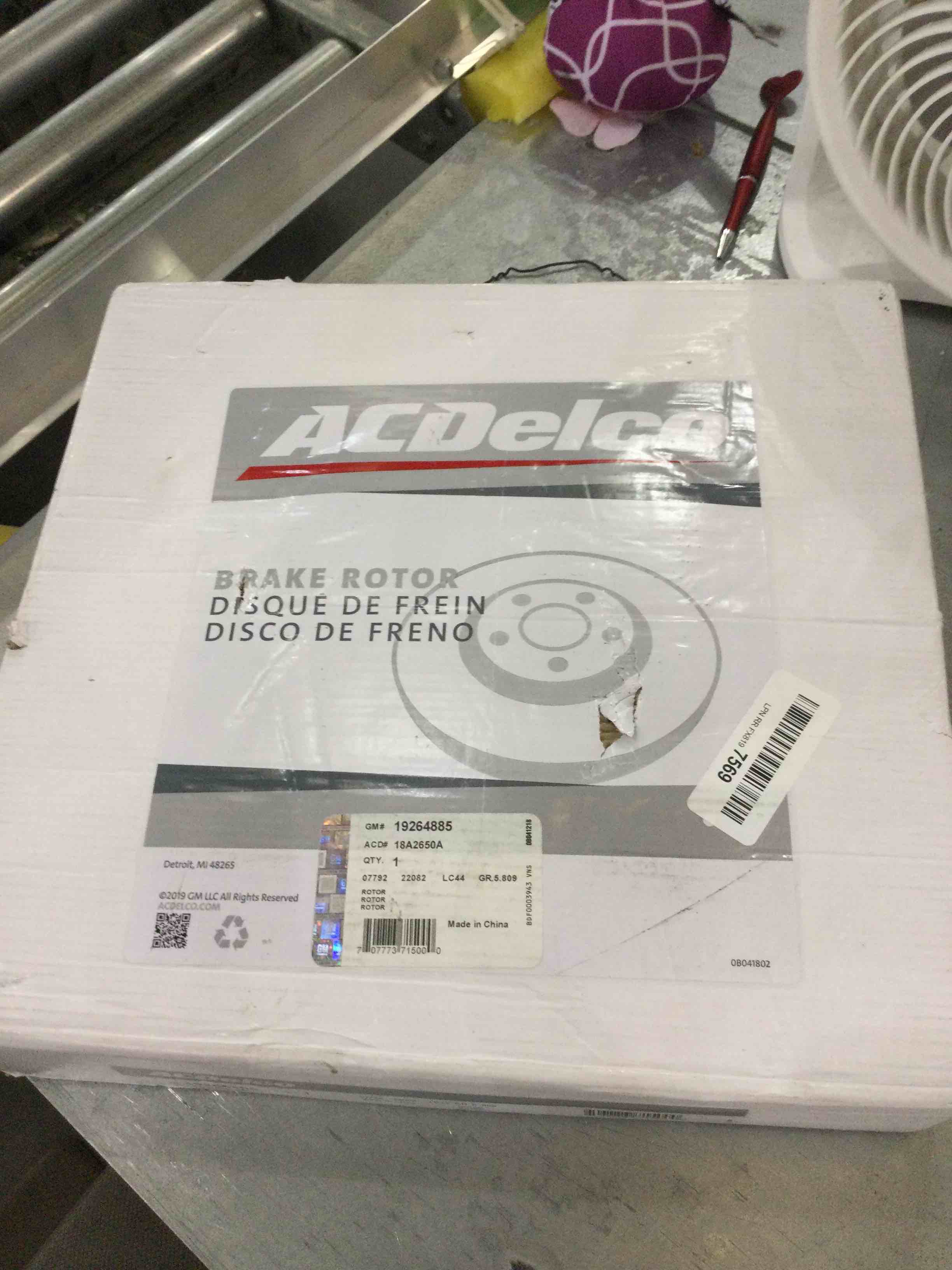 https://s3.amazonaws.com/lotting-images-prod/bidfta/EXS00282068_1687275972328.jpeg