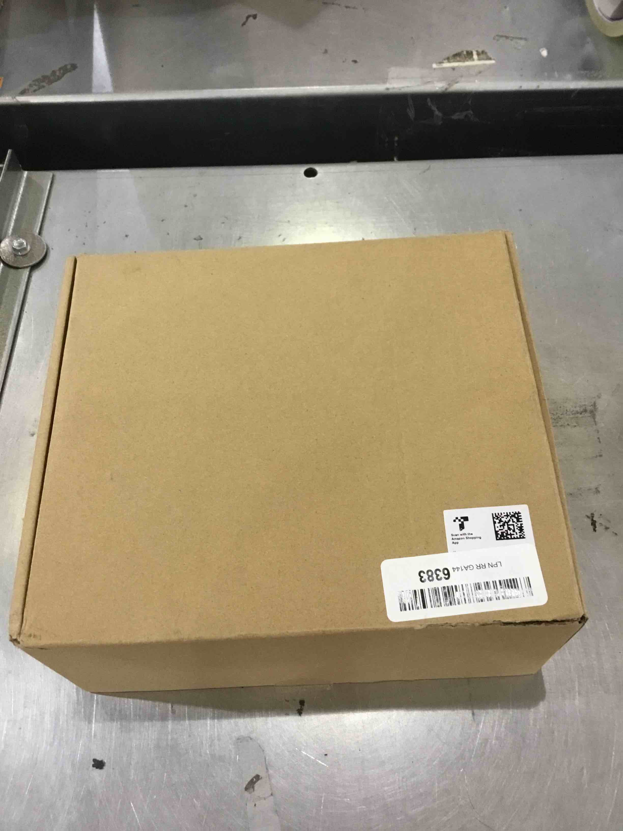 https://s3.amazonaws.com/lotting-images-prod/bidfta/EXS00282666_1687193442044.jpeg