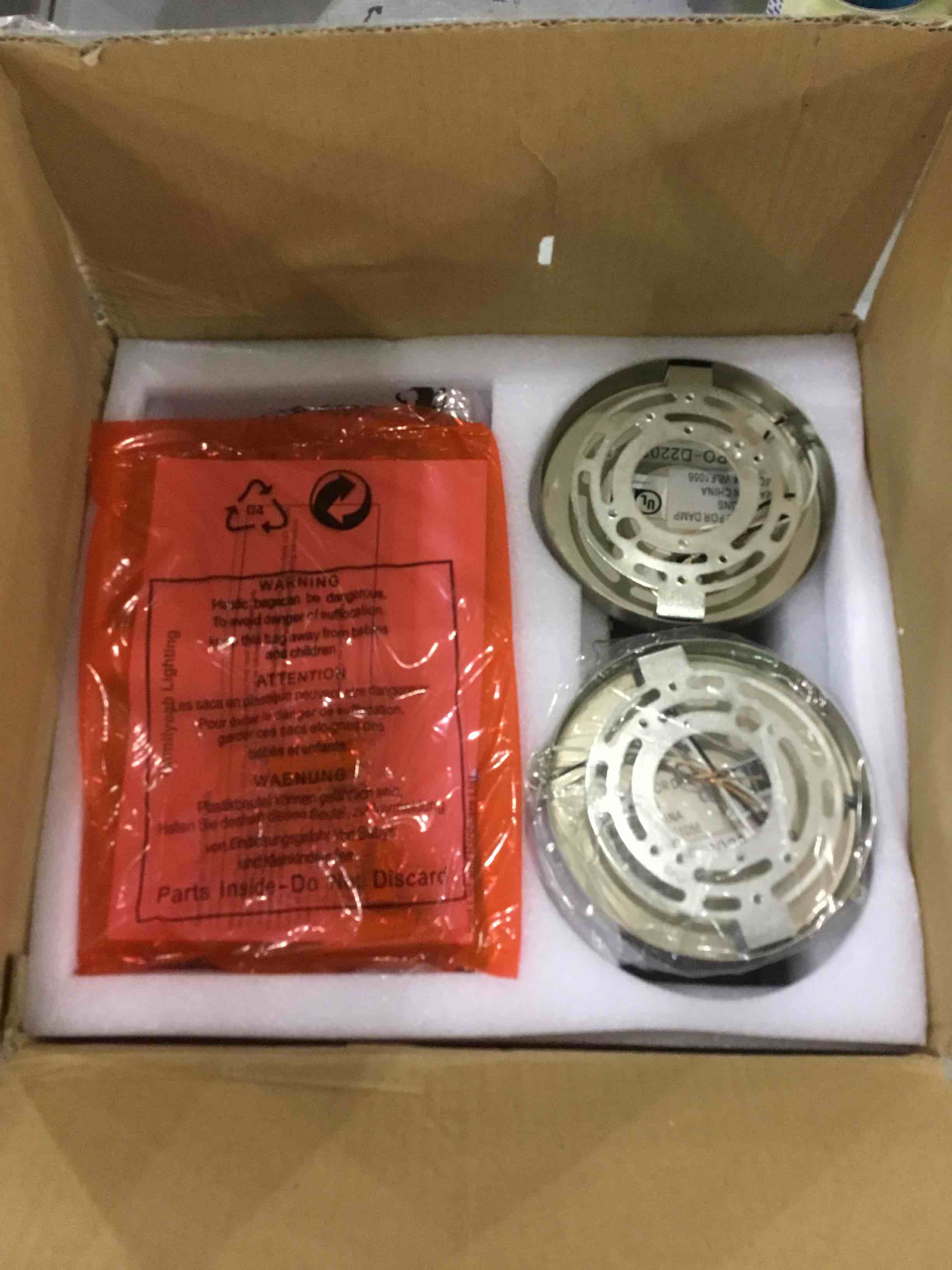 https://s3.amazonaws.com/lotting-images-prod/bidfta/EXS00282779_1687263941704.jpeg