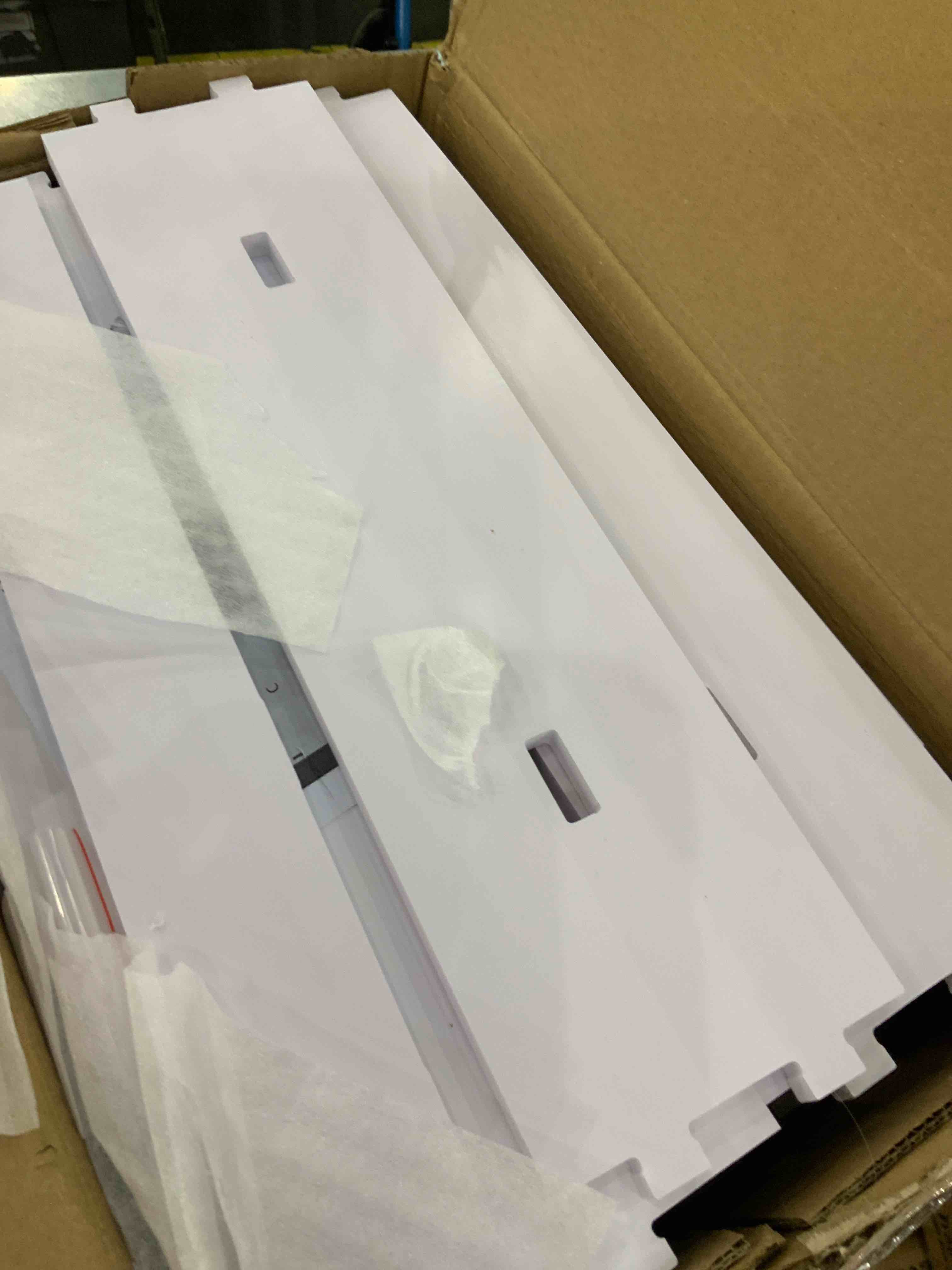 https://s3.amazonaws.com/lotting-images-prod/bidfta/EXS00283410_1687532628744.jpeg
