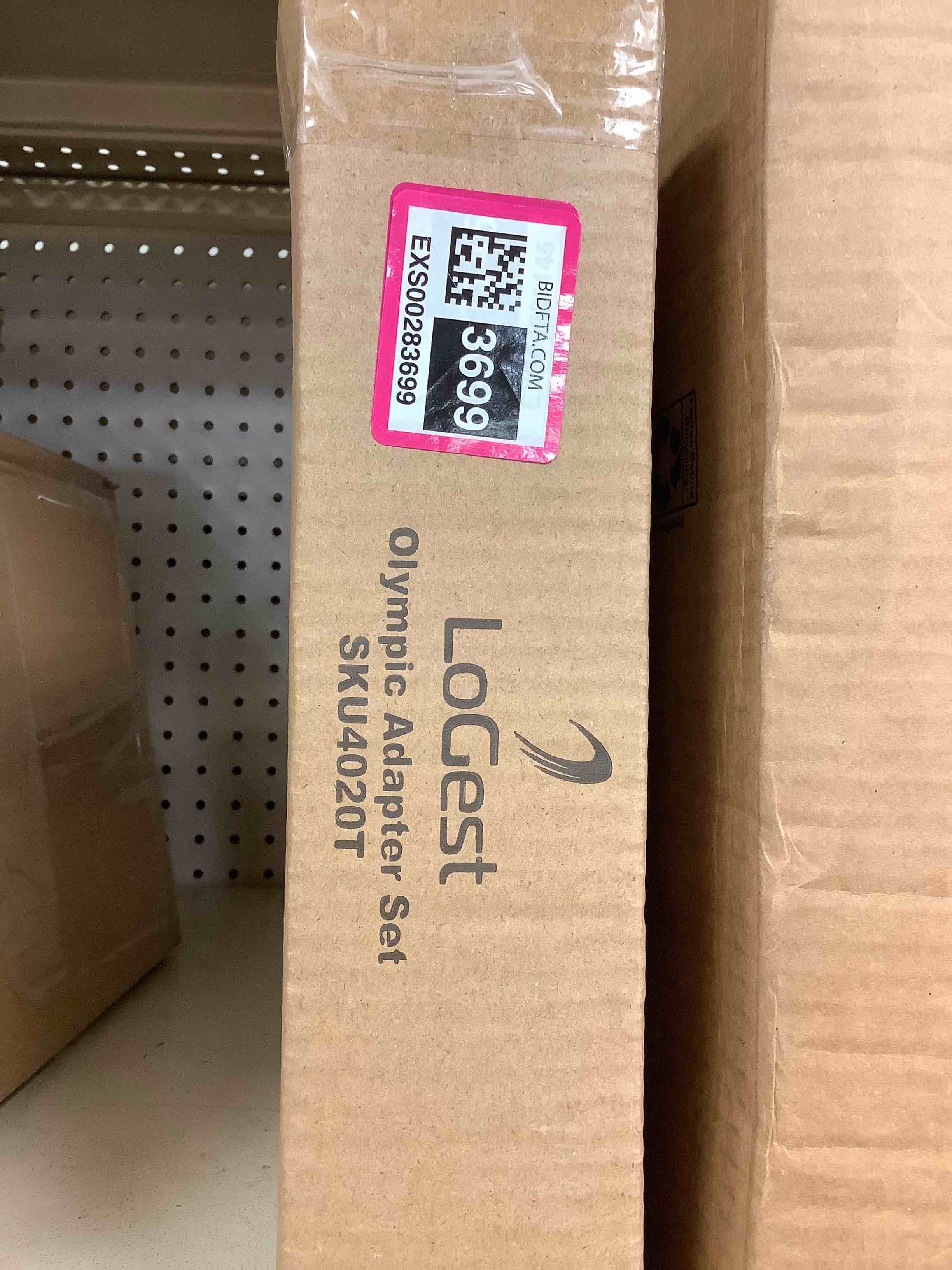 https://s3.amazonaws.com/lotting-images-prod/bidfta/EXS00283699_1687469885884.jpeg