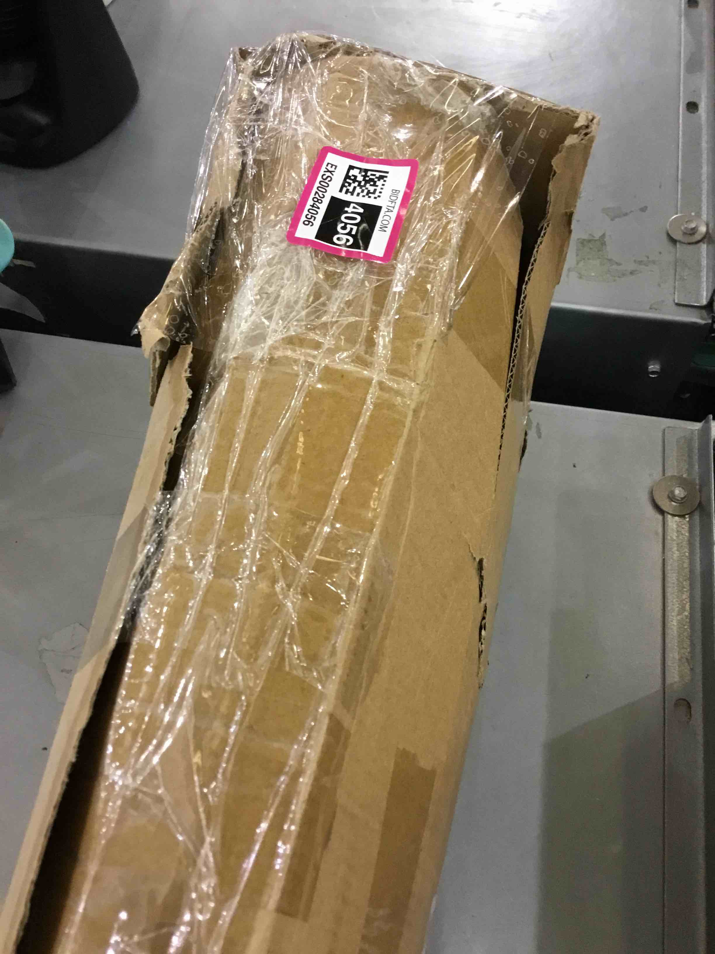 https://s3.amazonaws.com/lotting-images-prod/bidfta/EXS00284056_1687188437279.jpeg