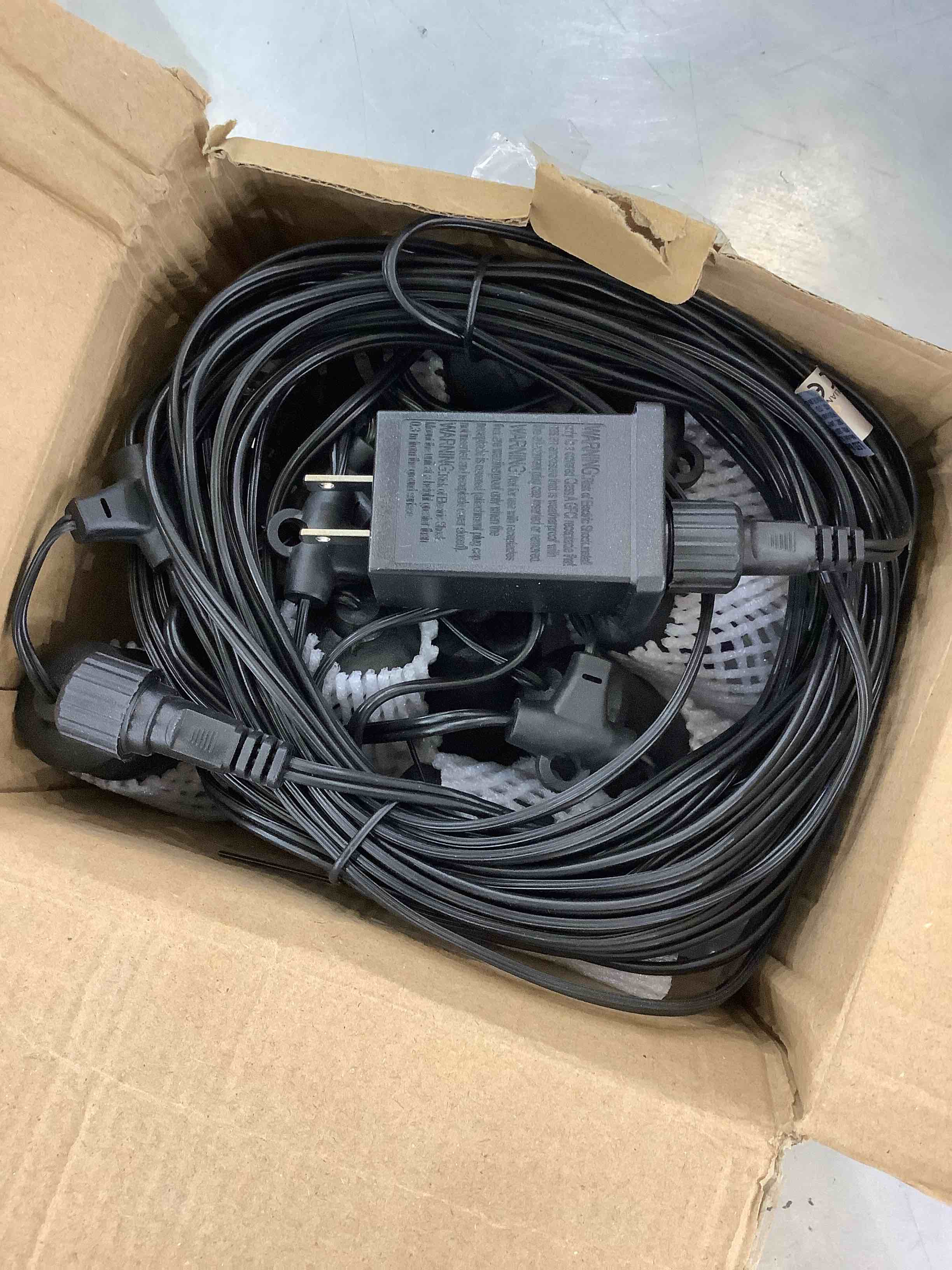 https://s3.amazonaws.com/lotting-images-prod/bidfta/EXS00285263_1687790287091.jpeg