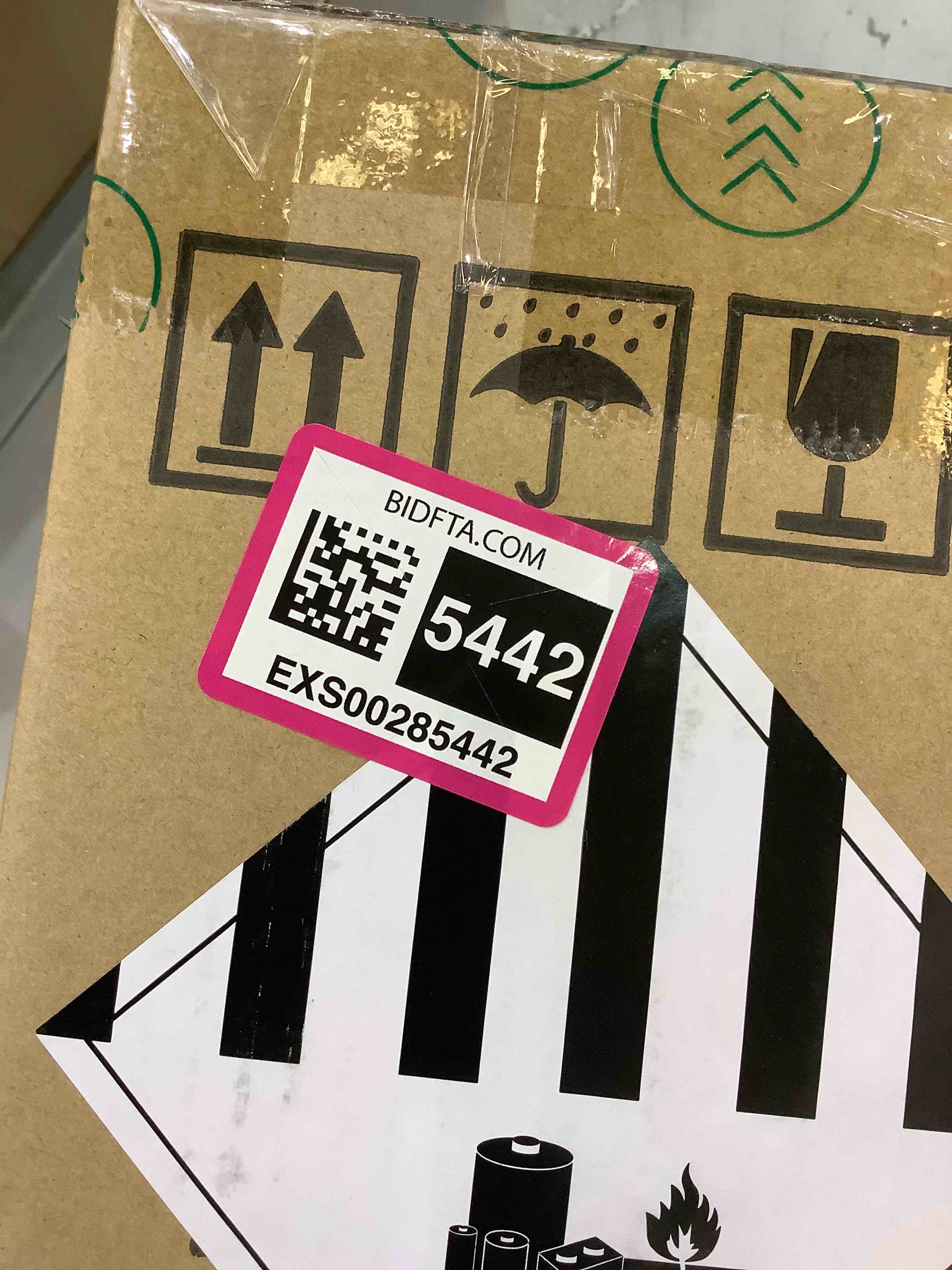 https://s3.amazonaws.com/lotting-images-prod/bidfta/EXS00285442_1687963367847.jpeg