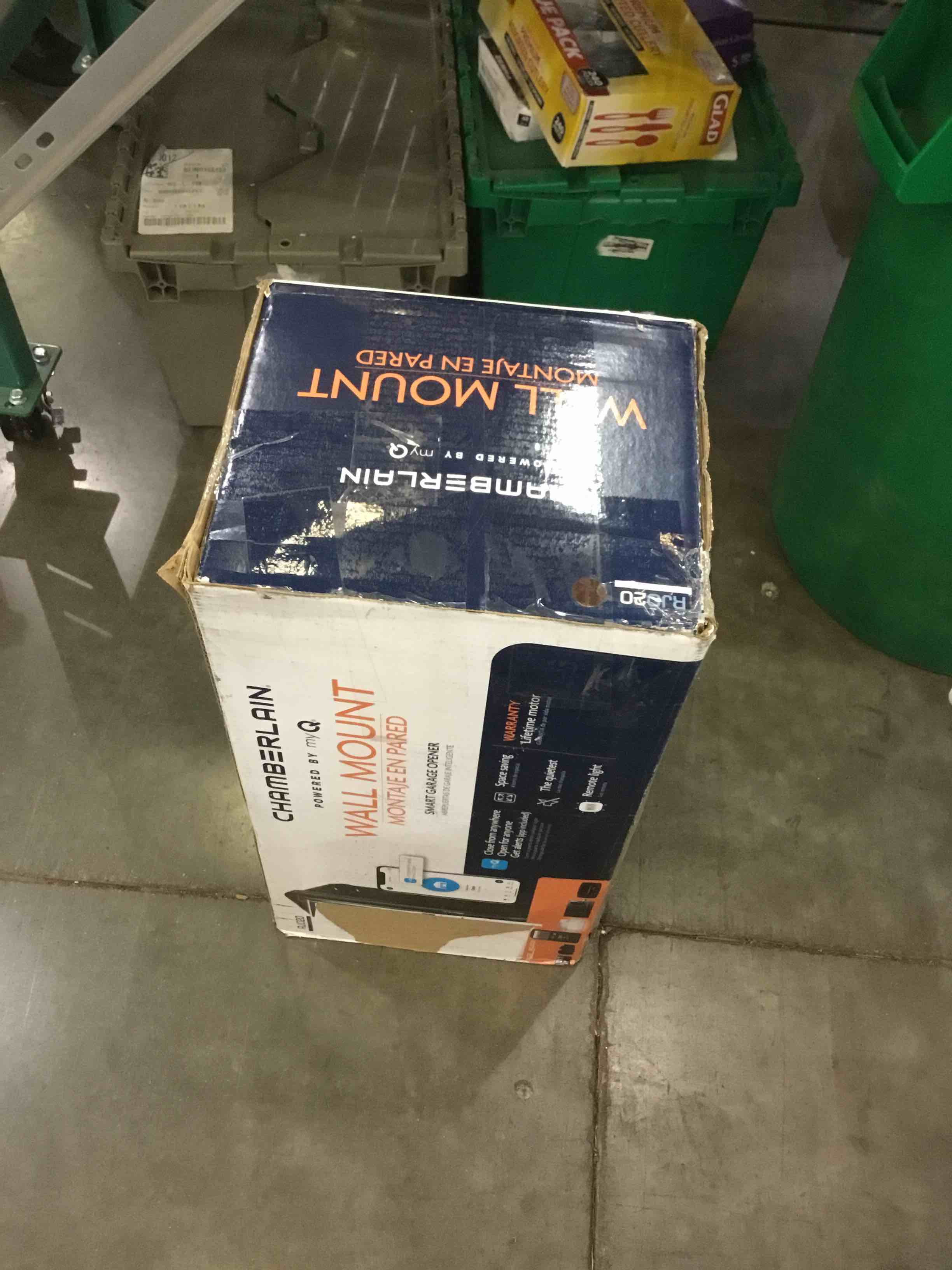 https://s3.amazonaws.com/lotting-images-prod/bidfta/EXS00285628_1687368737663.jpeg