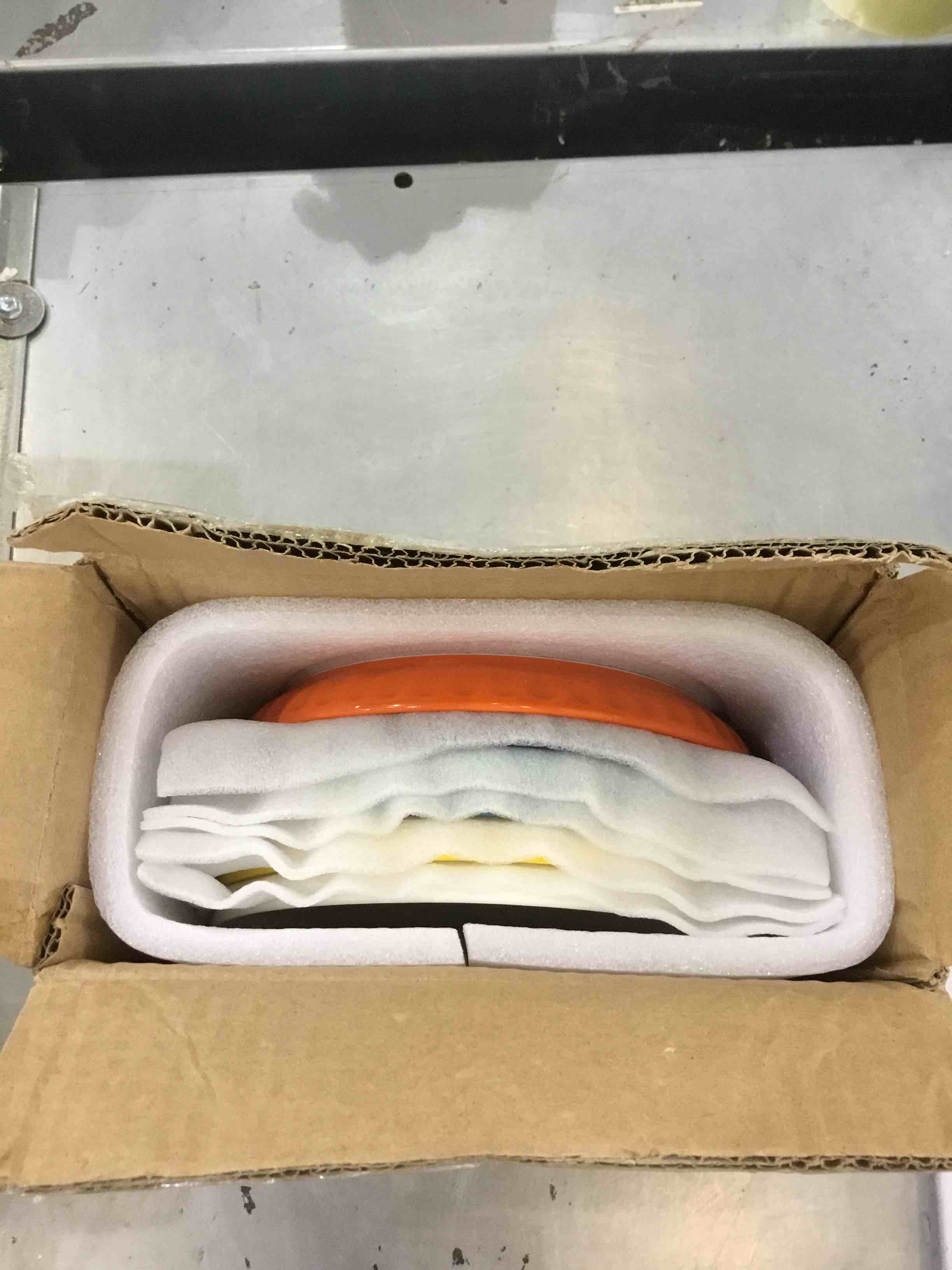 https://s3.amazonaws.com/lotting-images-prod/bidfta/EXS00285764_1687447056364.jpeg