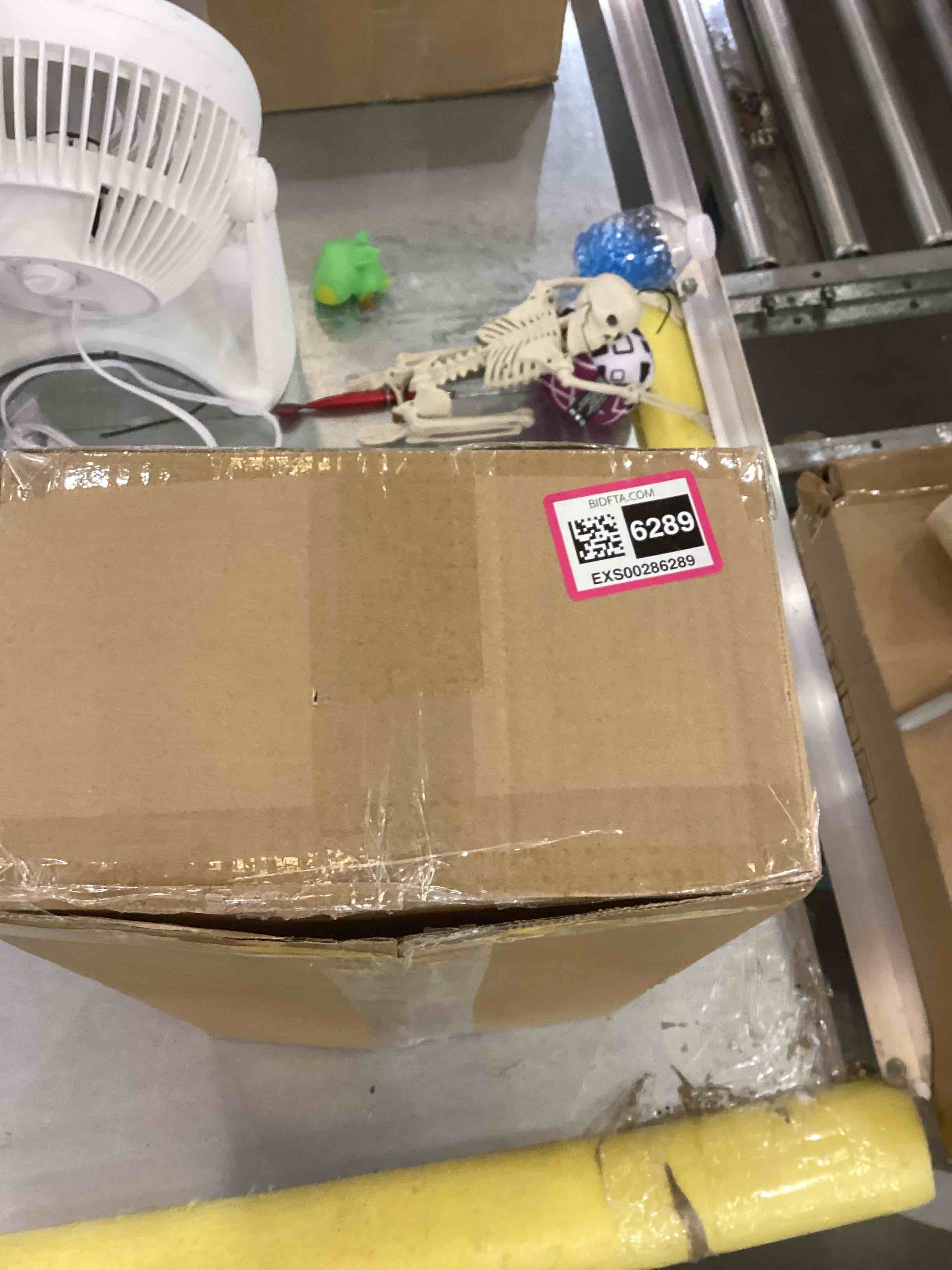 https://s3.amazonaws.com/lotting-images-prod/bidfta/EXS00286289_1686930578860.jpeg