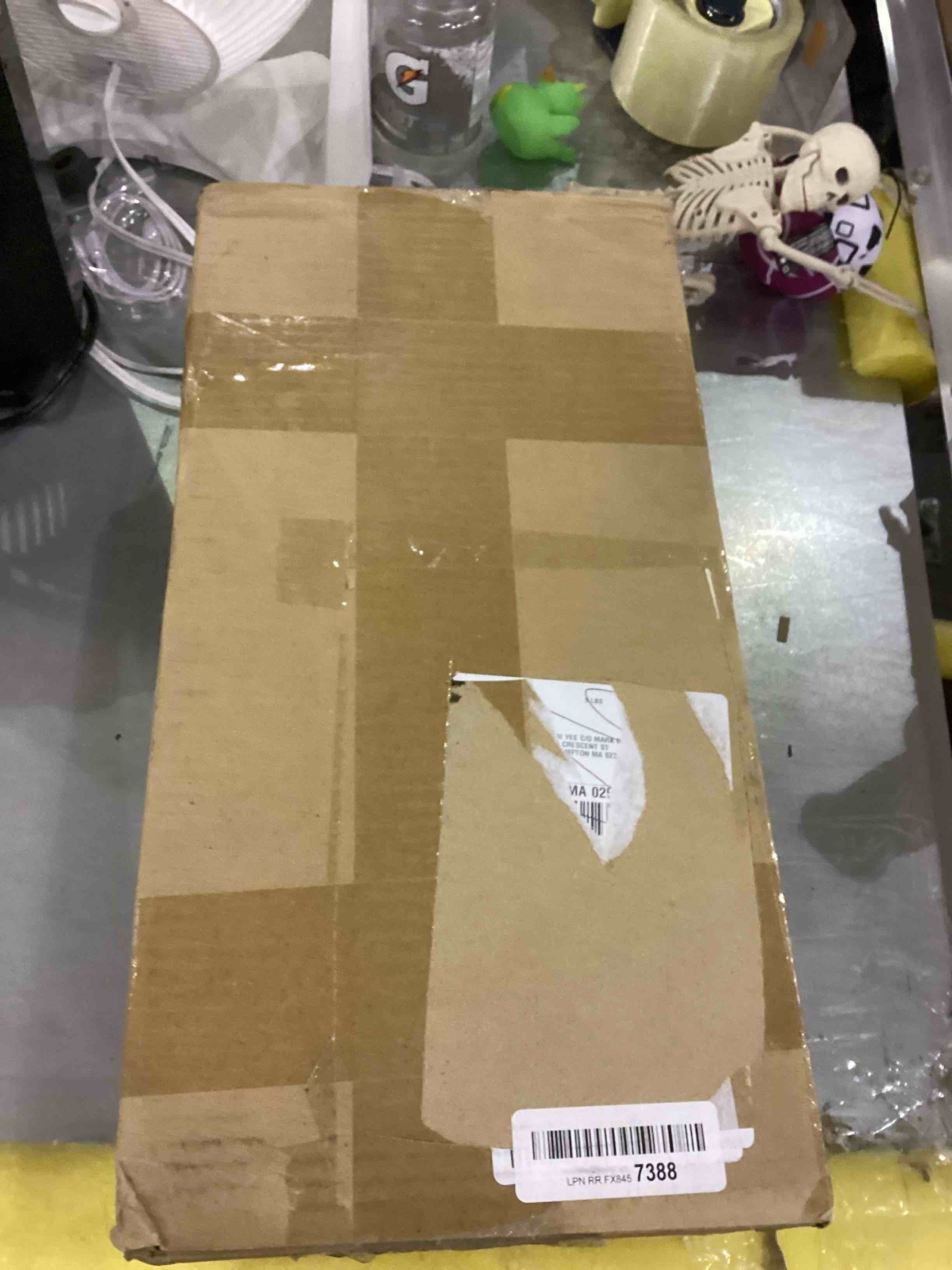 https://s3.amazonaws.com/lotting-images-prod/bidfta/EXS00286314_1687174893299.jpeg