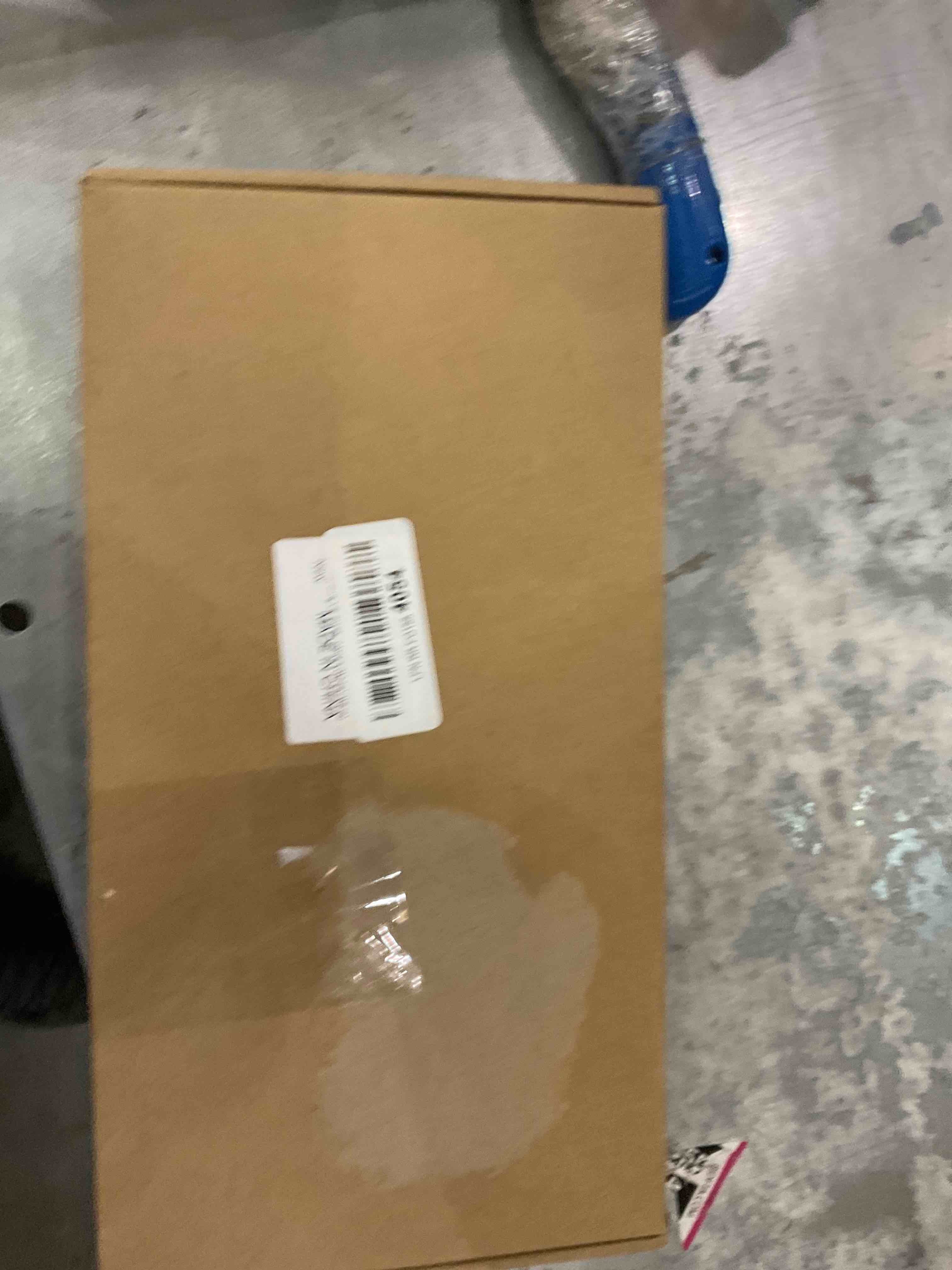 https://s3.amazonaws.com/lotting-images-prod/bidfta/EXS00286577_1687442542029.jpeg