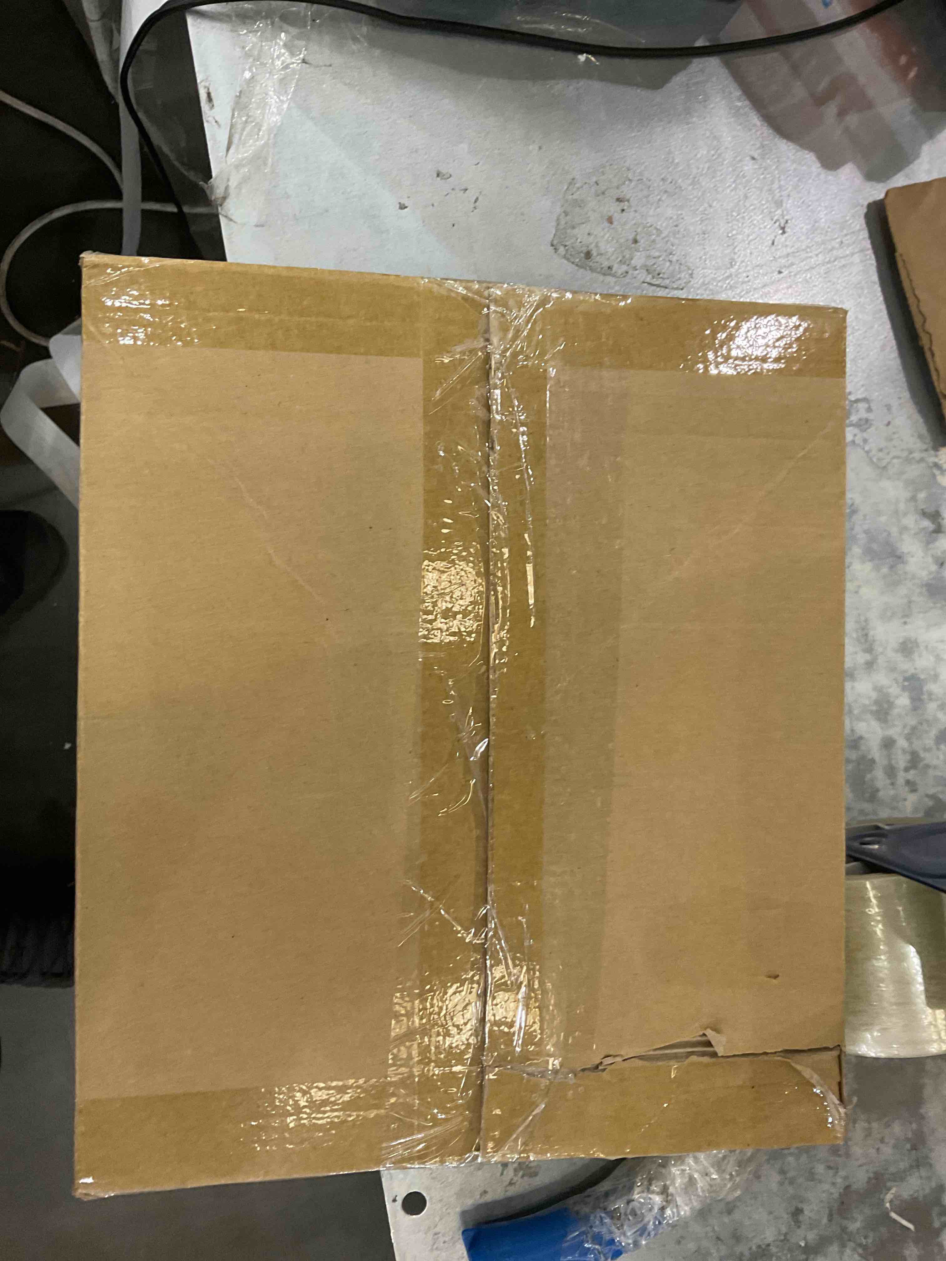 https://s3.amazonaws.com/lotting-images-prod/bidfta/EXS00286593_1687448017044.jpeg