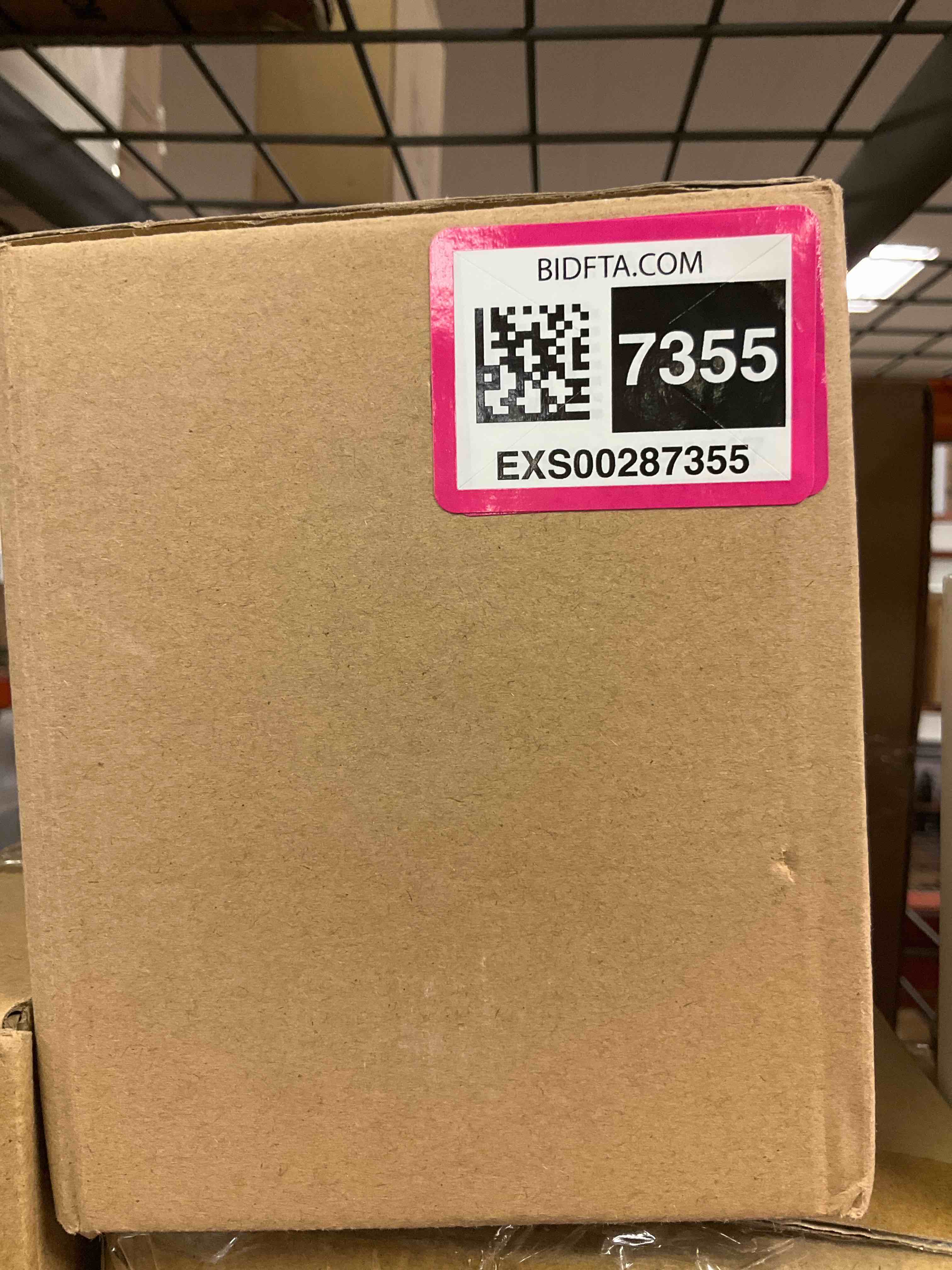 https://s3.amazonaws.com/lotting-images-prod/bidfta/EXS00287355_1687378515597.jpeg