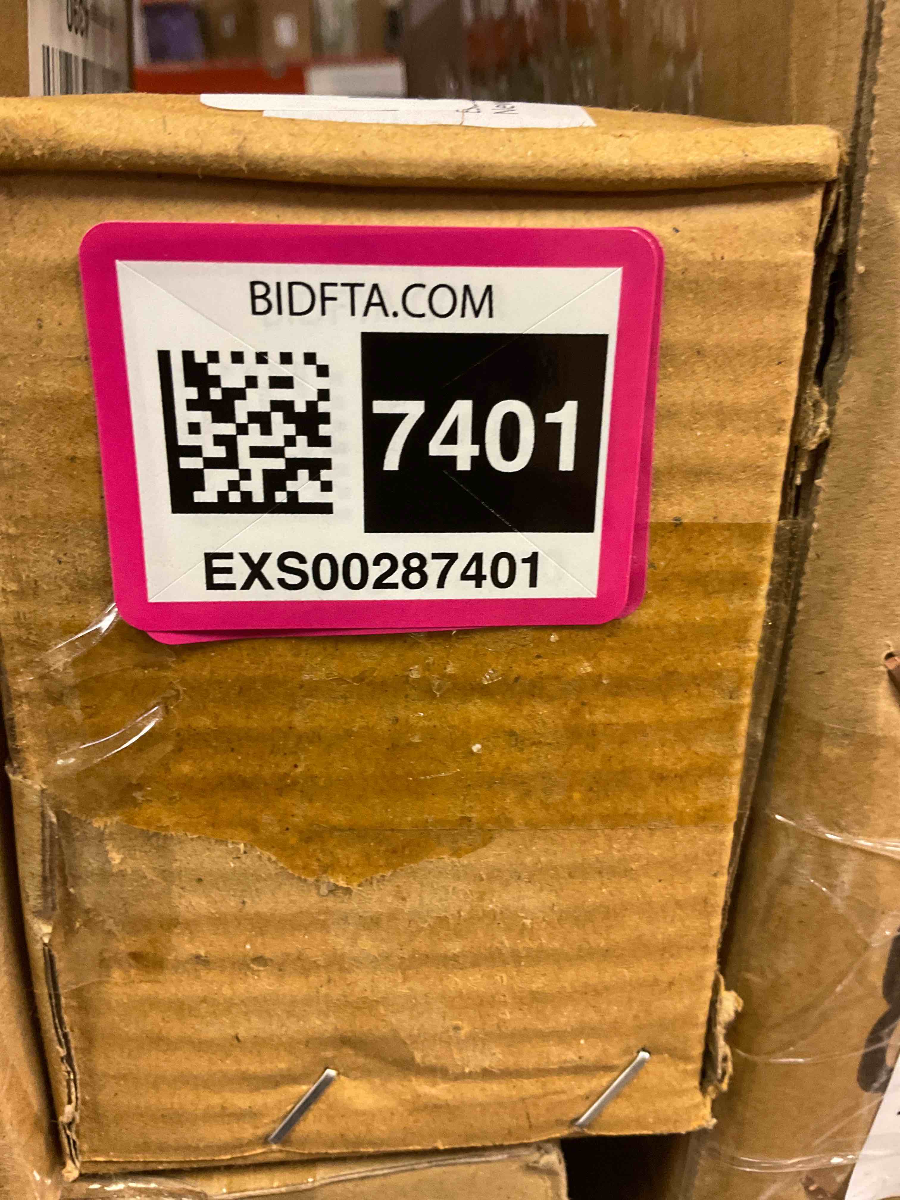 https://s3.amazonaws.com/lotting-images-prod/bidfta/EXS00287401_1687380996926.jpeg