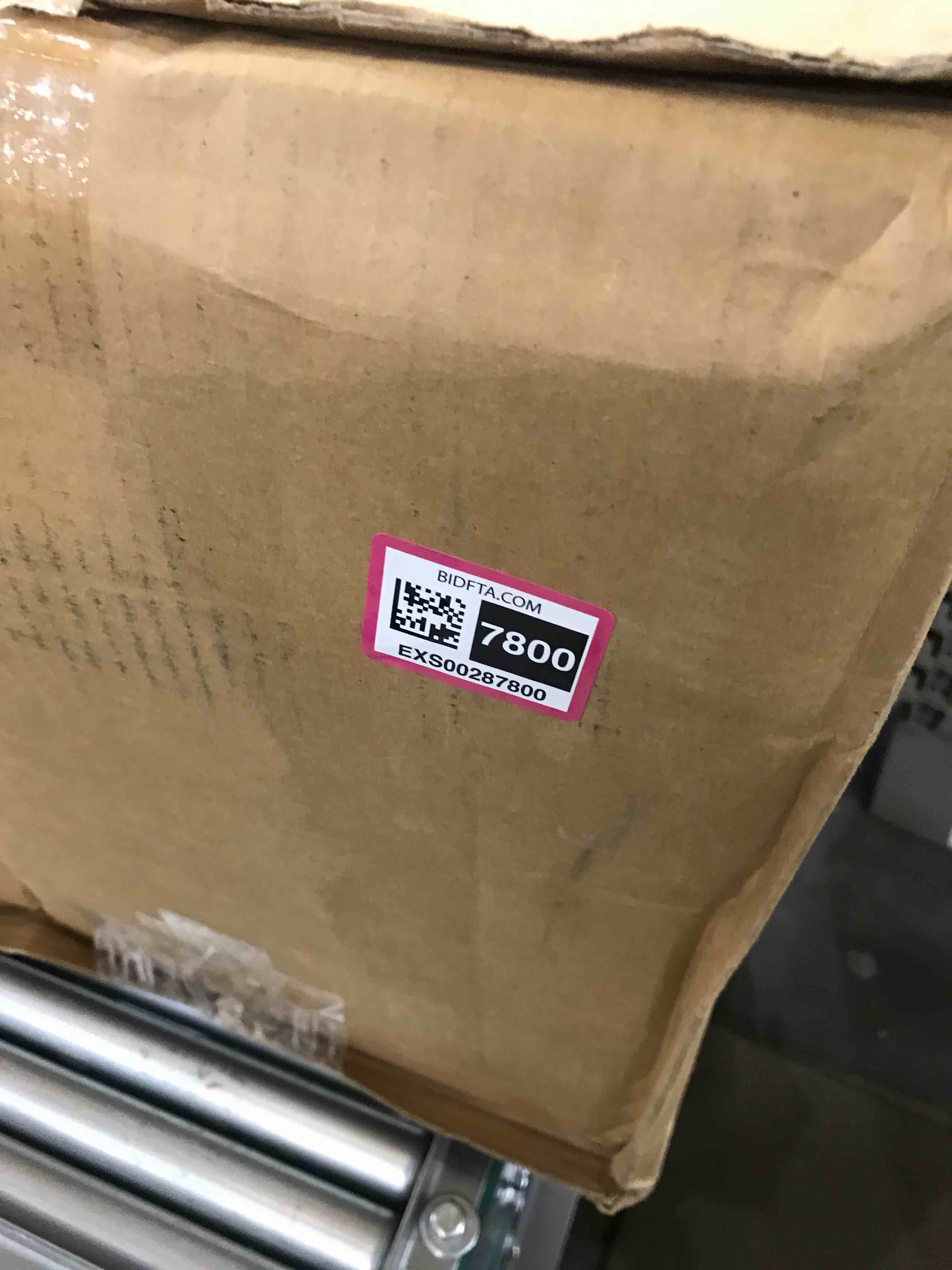 https://s3.amazonaws.com/lotting-images-prod/bidfta/EXS00287800_1687441783569.jpeg