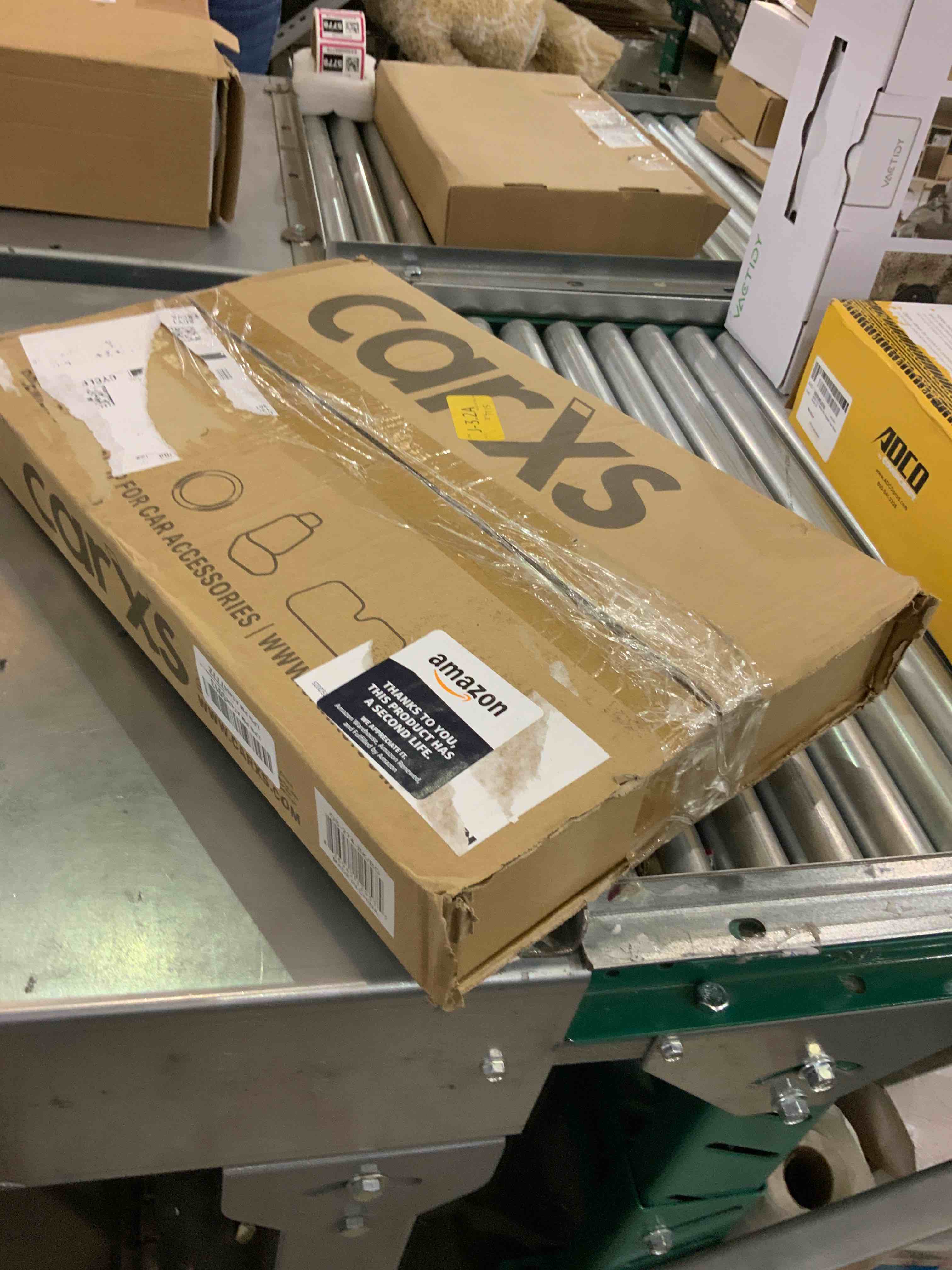https://s3.amazonaws.com/lotting-images-prod/bidfta/EXS00288790_1687447657152.jpeg