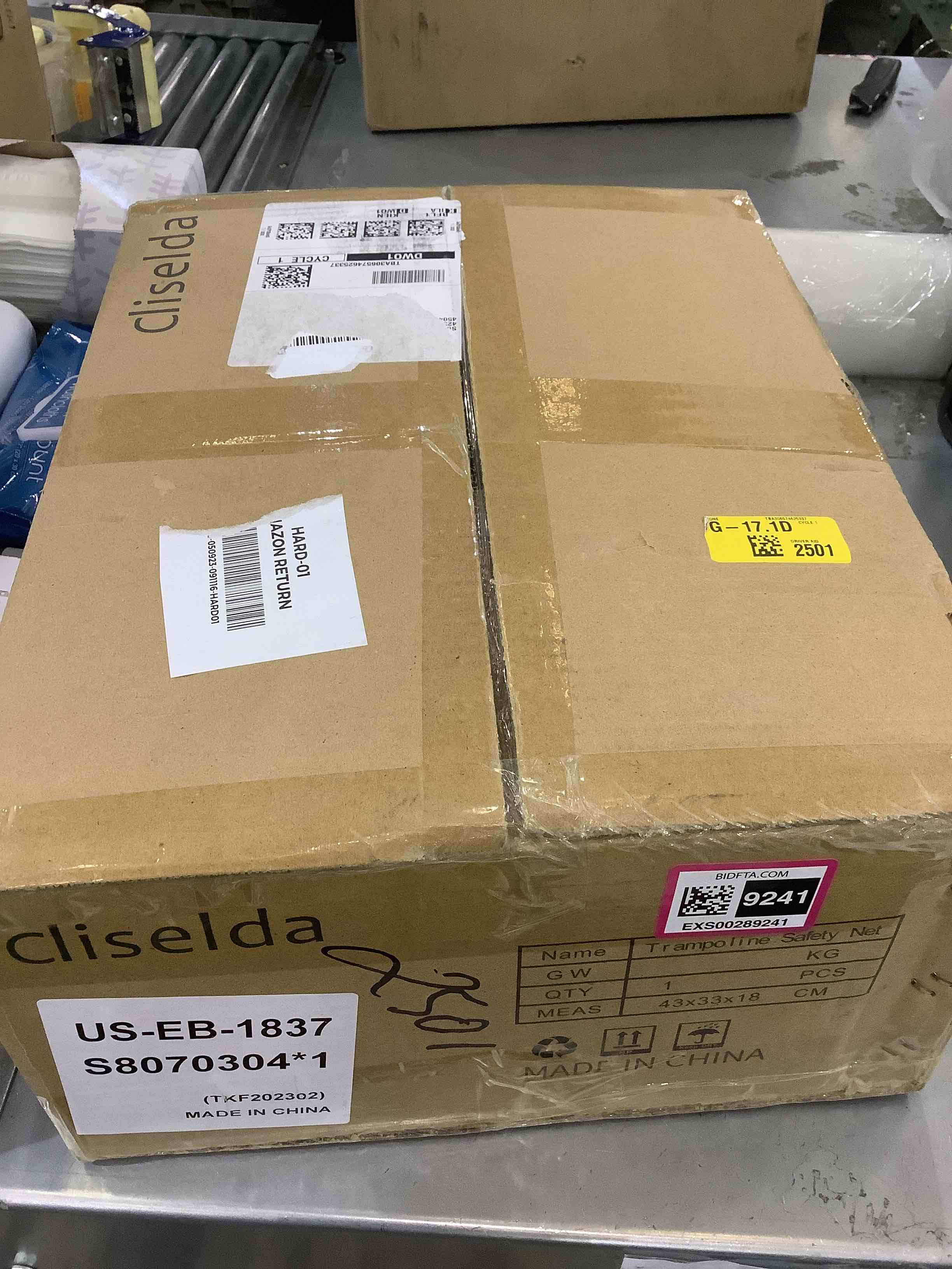 https://s3.amazonaws.com/lotting-images-prod/bidfta/EXS00289241_1687447055742.jpeg