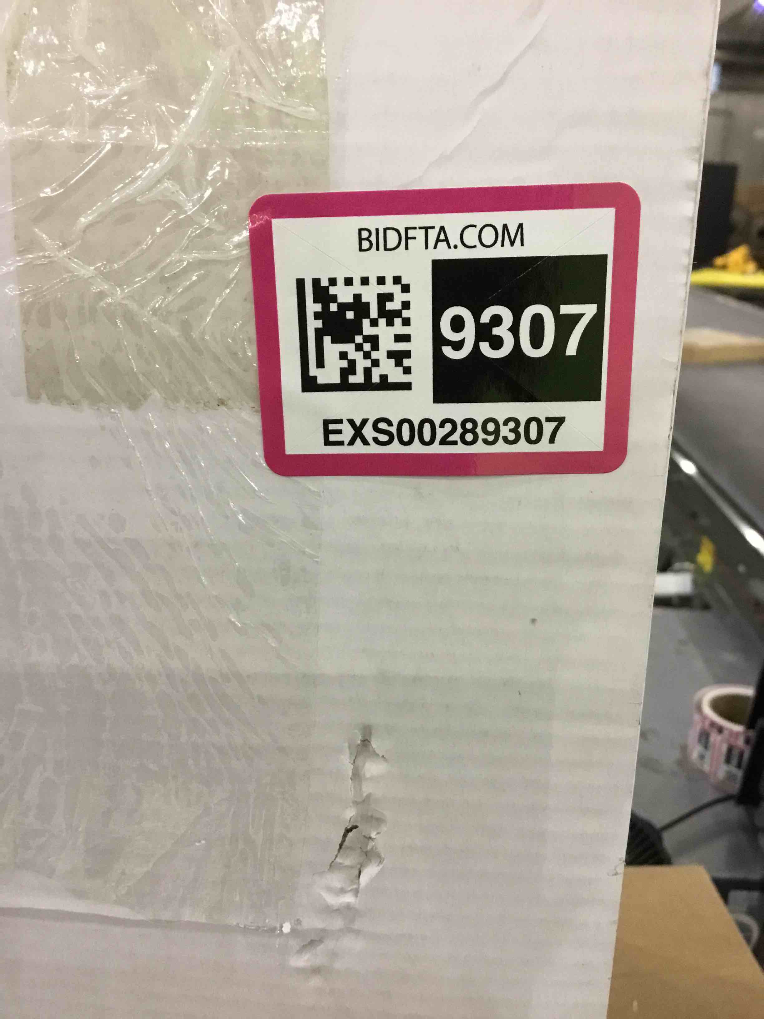 https://s3.amazonaws.com/lotting-images-prod/bidfta/EXS00289307_1688124790323.jpeg