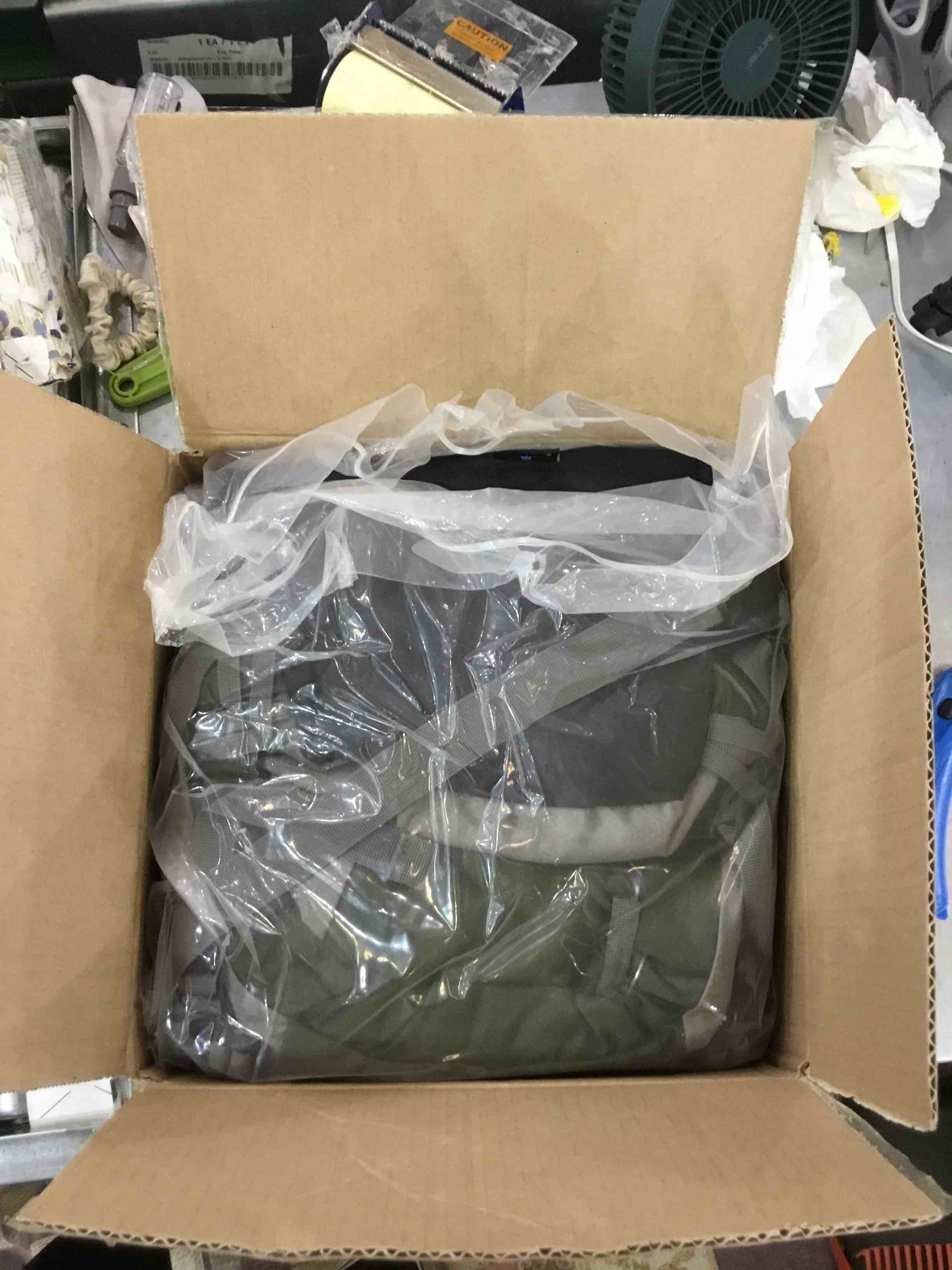 https://s3.amazonaws.com/lotting-images-prod/bidfta/EXS00289333_1688132777508.jpeg