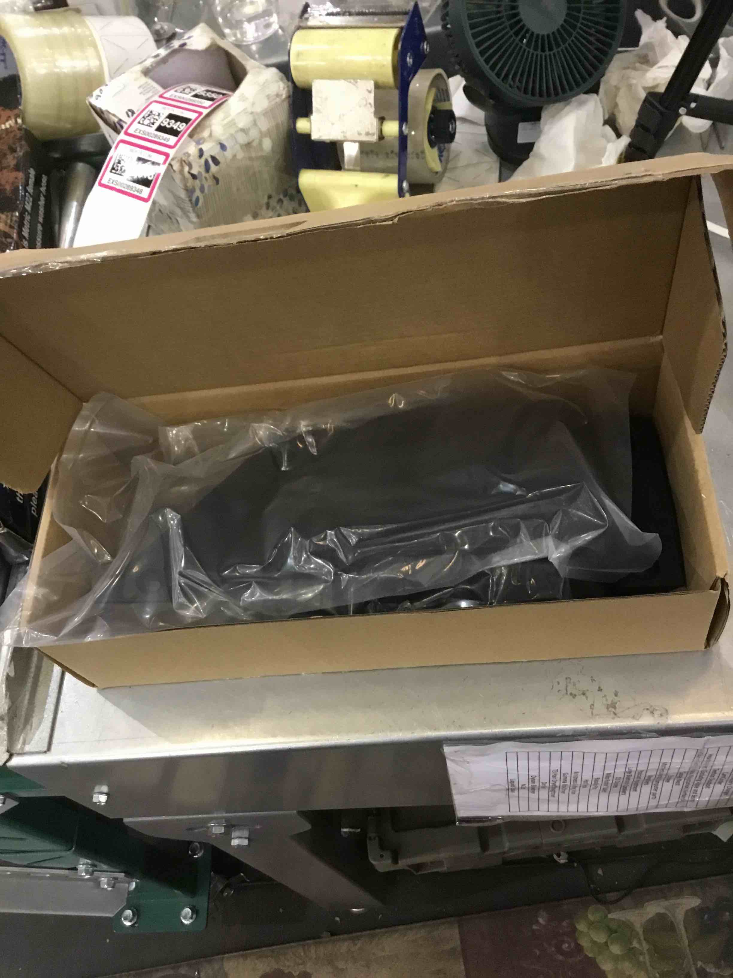 https://s3.amazonaws.com/lotting-images-prod/bidfta/EXS00289347_1688134446639.jpeg