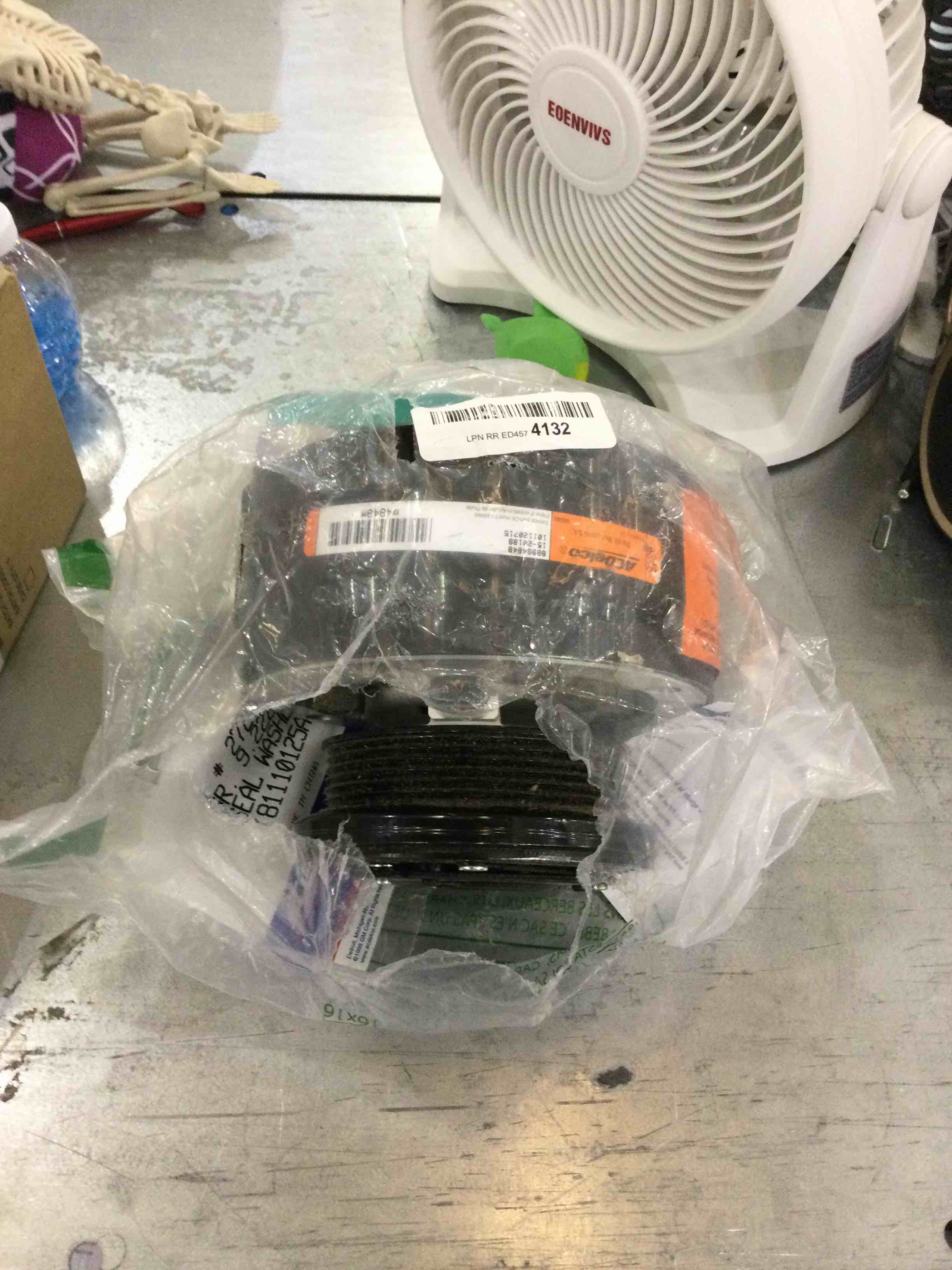 https://s3.amazonaws.com/lotting-images-prod/bidfta/EXS00290293_1686926862930.jpeg