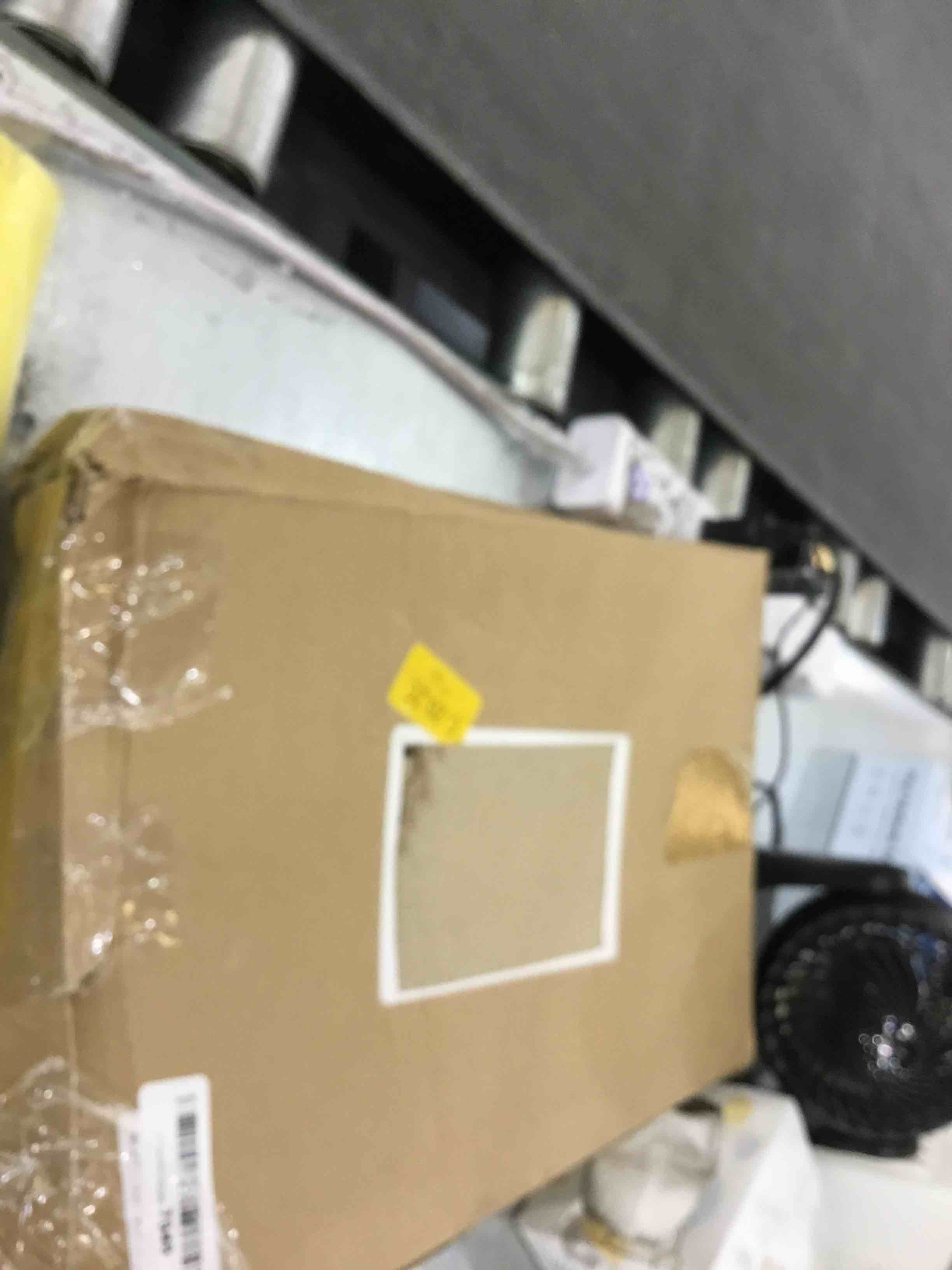 https://s3.amazonaws.com/lotting-images-prod/bidfta/EXS00290608_1686667318186.jpeg