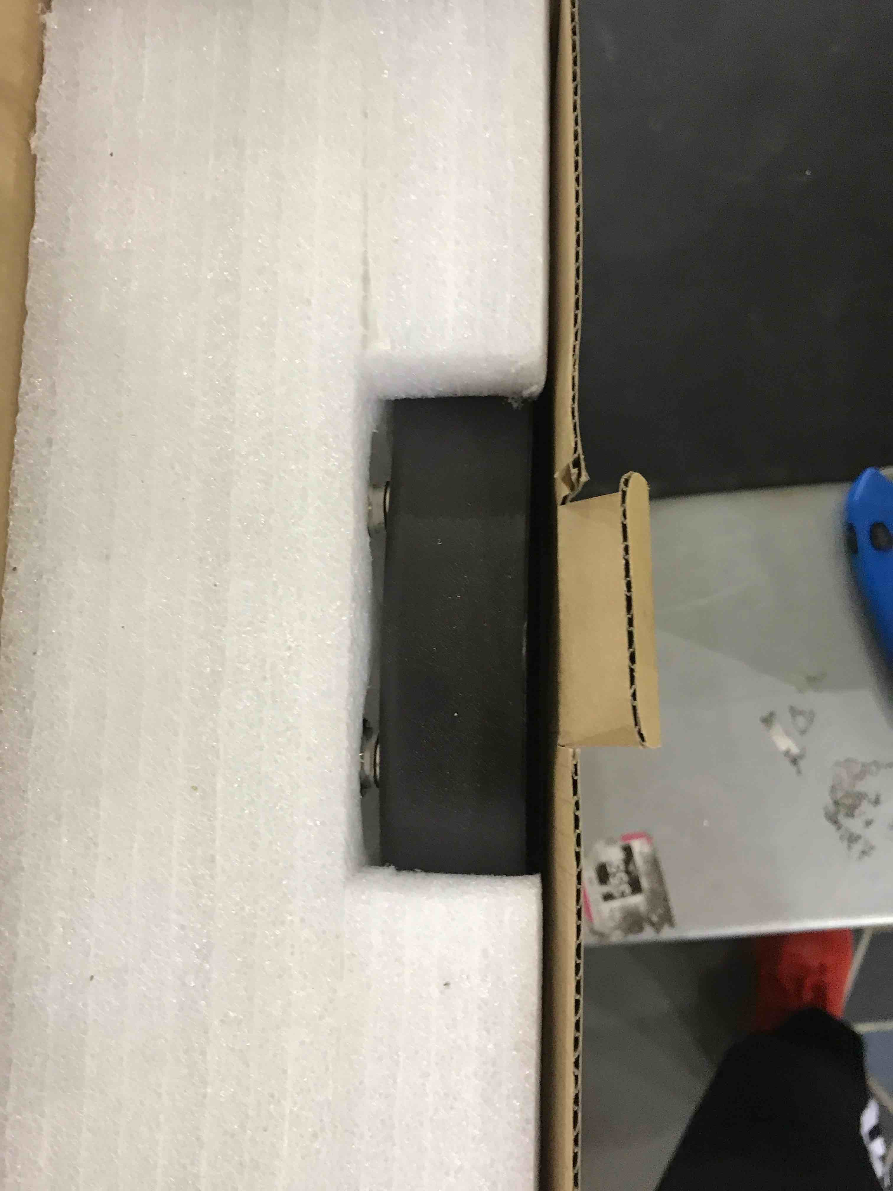 https://s3.amazonaws.com/lotting-images-prod/bidfta/EXS00291139_1686827543177.jpeg