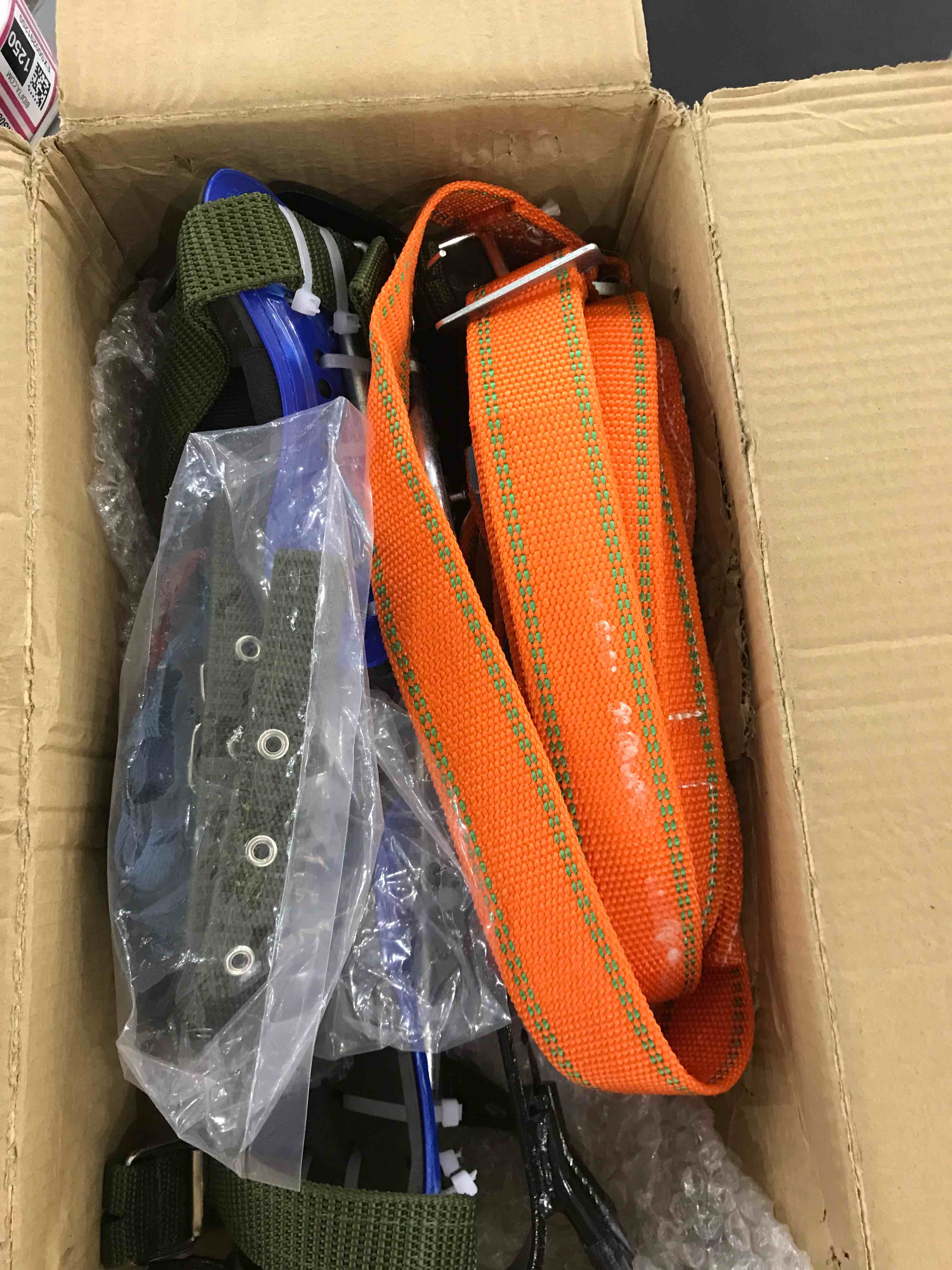 https://s3.amazonaws.com/lotting-images-prod/bidfta/EXS00291236_1686842752434.jpeg