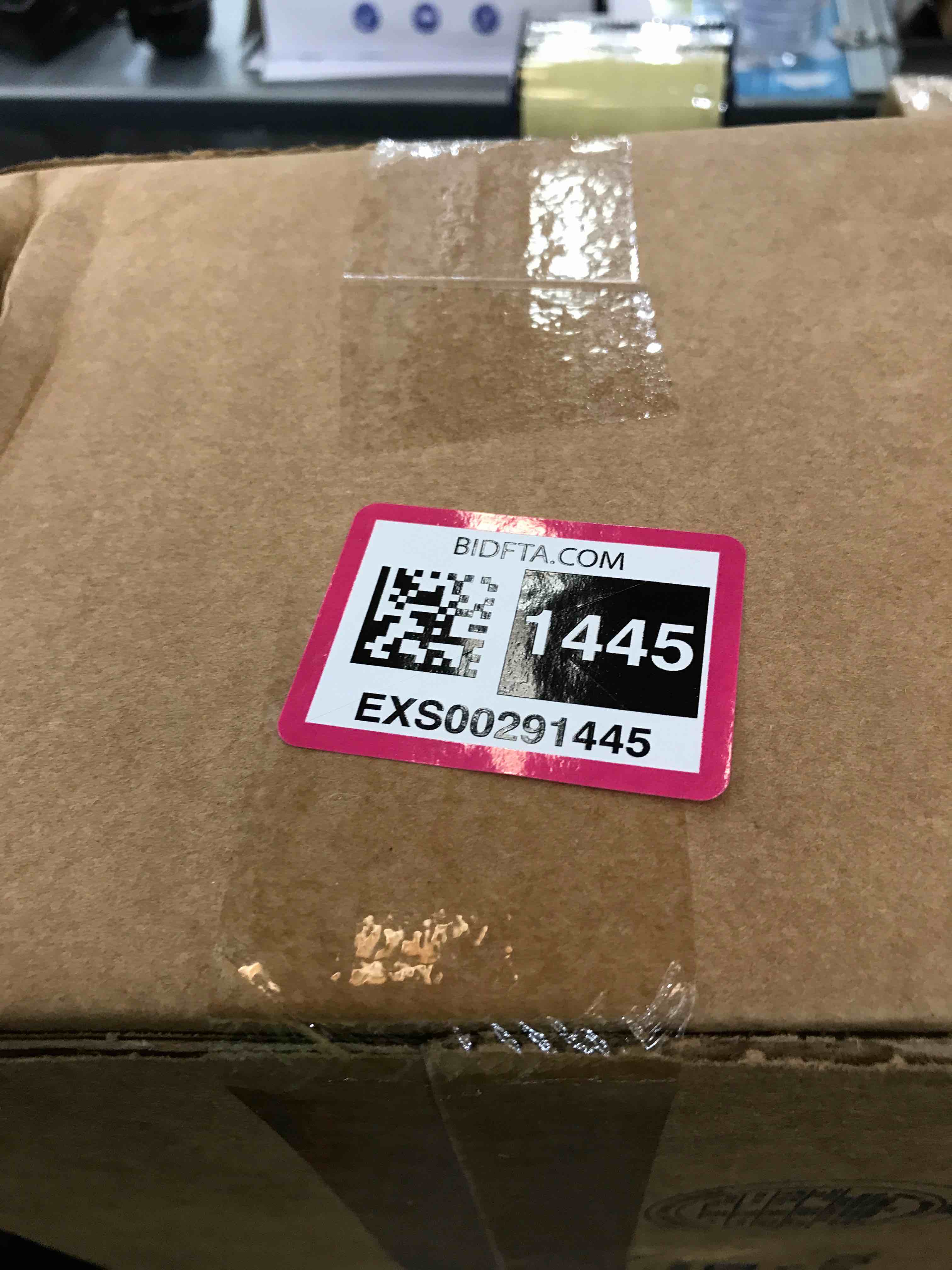 https://s3.amazonaws.com/lotting-images-prod/bidfta/EXS00291445_1686930703306.jpeg