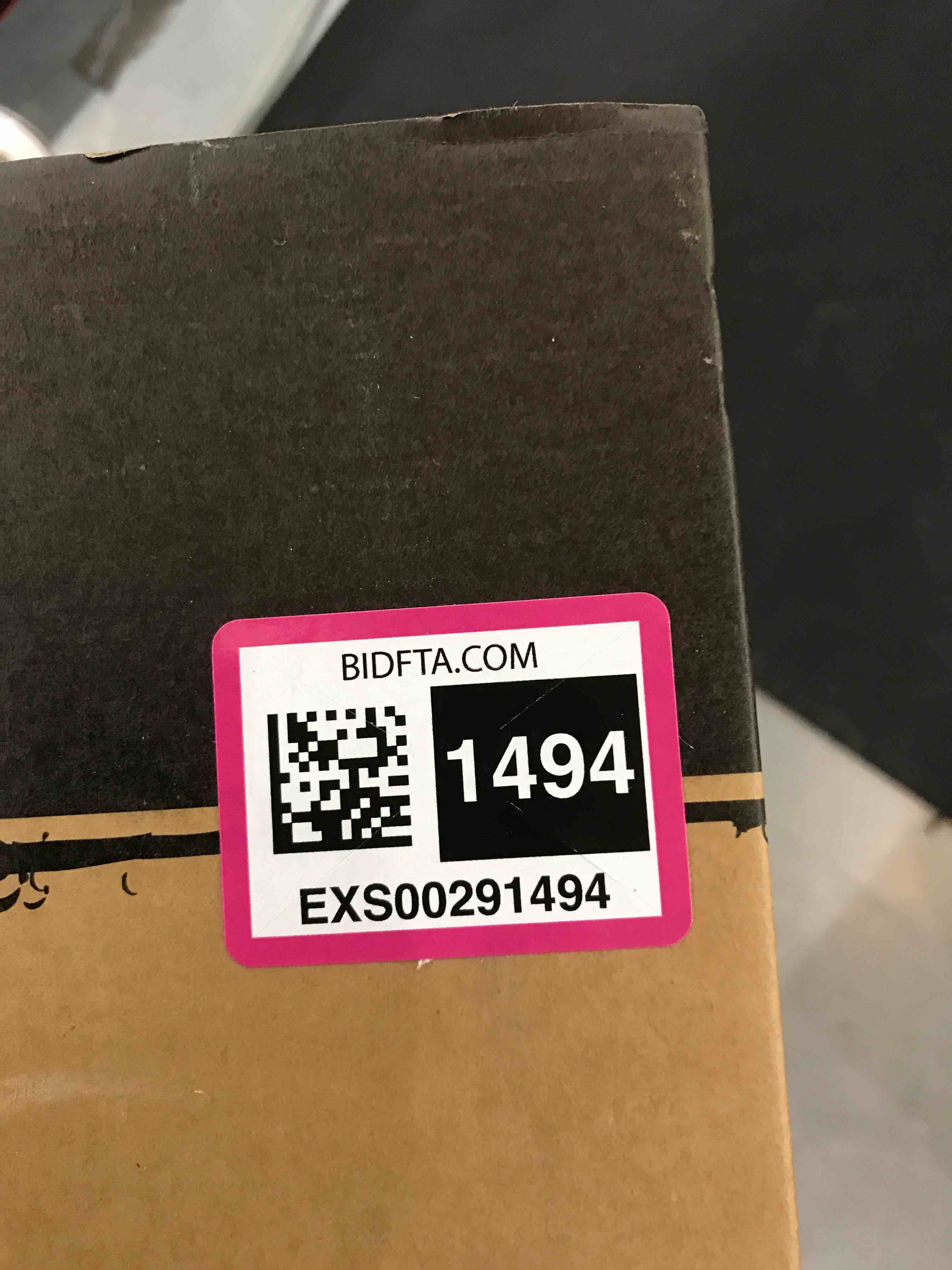 https://s3.amazonaws.com/lotting-images-prod/bidfta/EXS00291494_1687192993536.jpeg