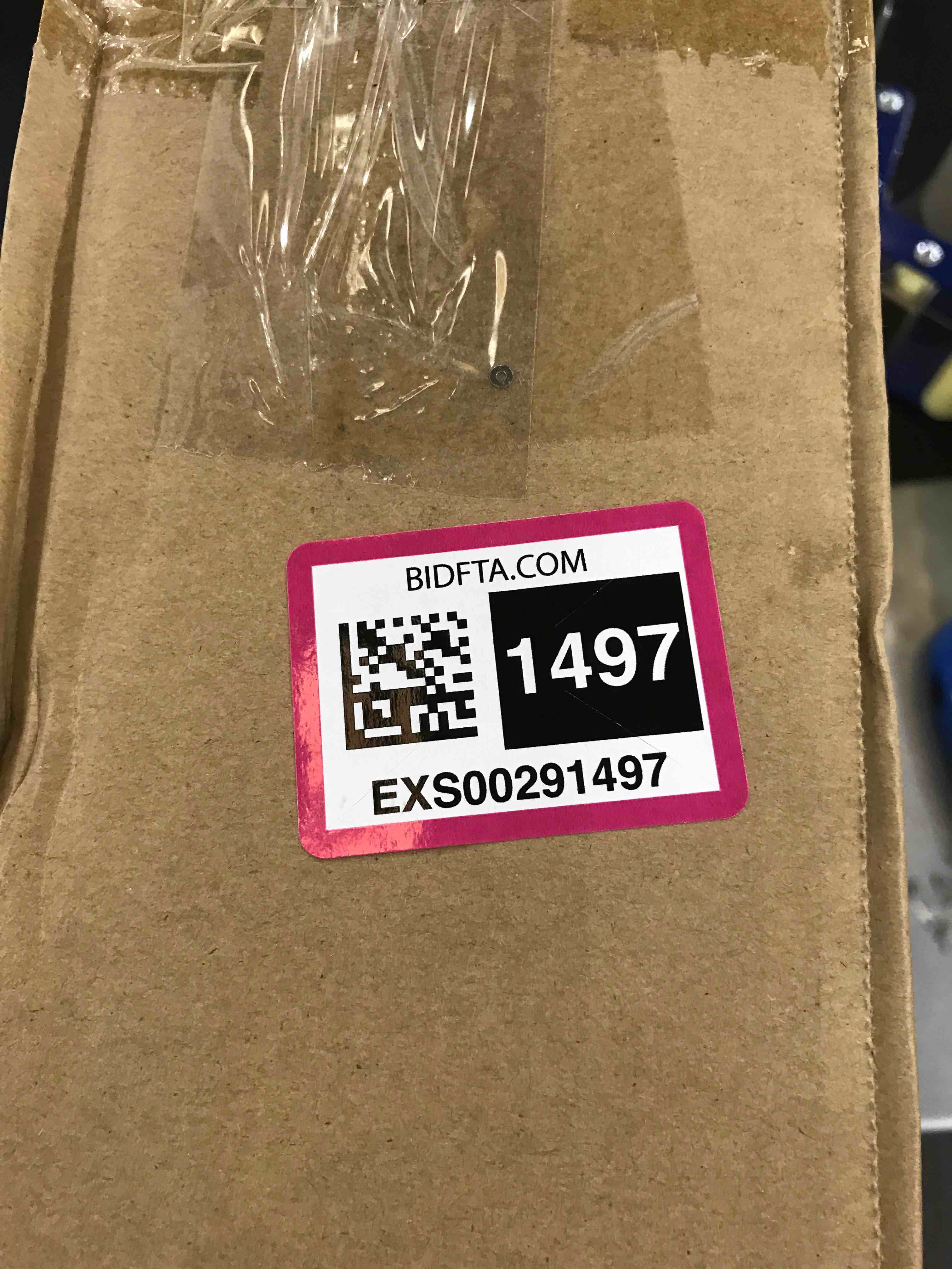 https://s3.amazonaws.com/lotting-images-prod/bidfta/EXS00291497_1687193226457.jpeg