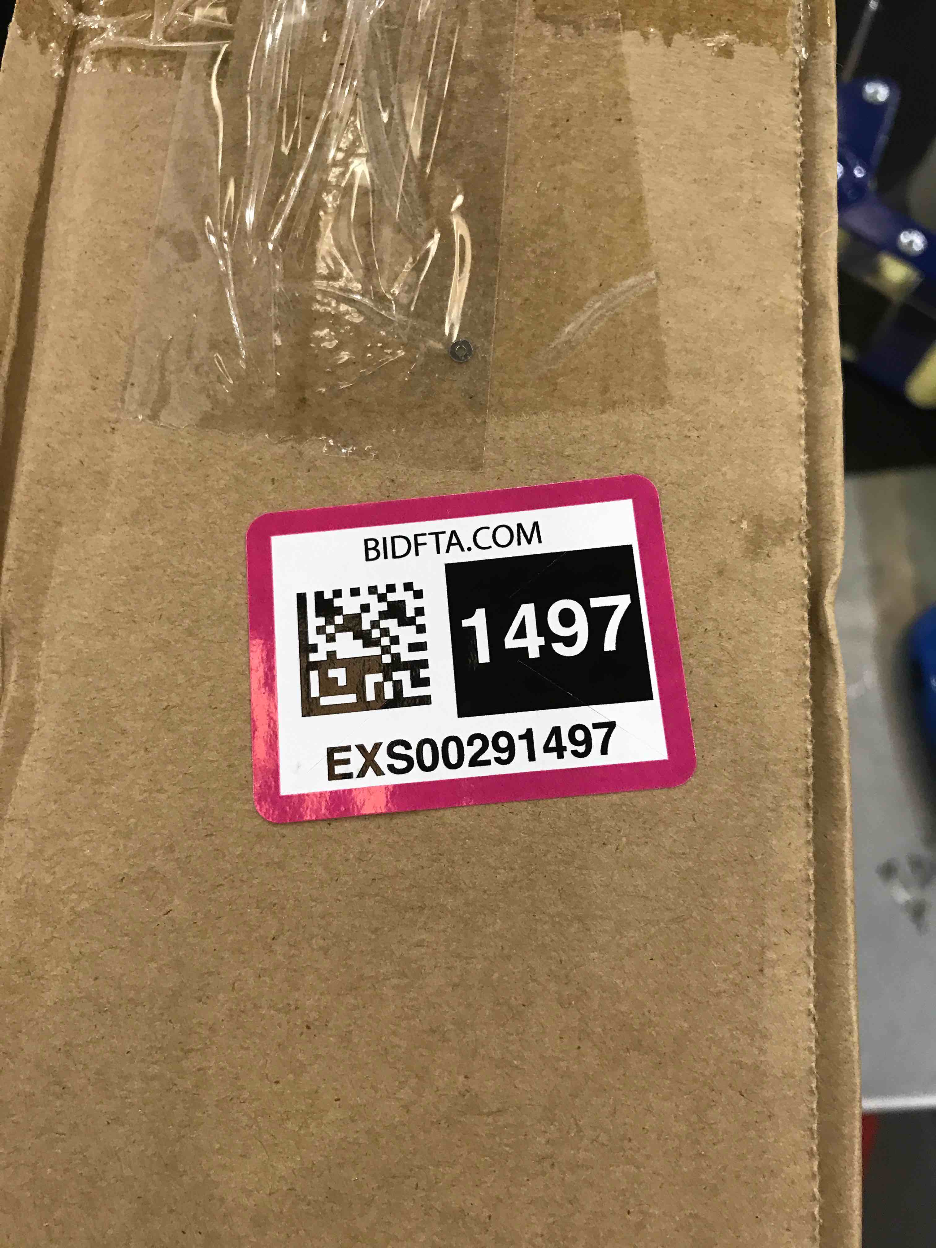 https://s3.amazonaws.com/lotting-images-prod/bidfta/EXS00291497_1687193227793.jpeg
