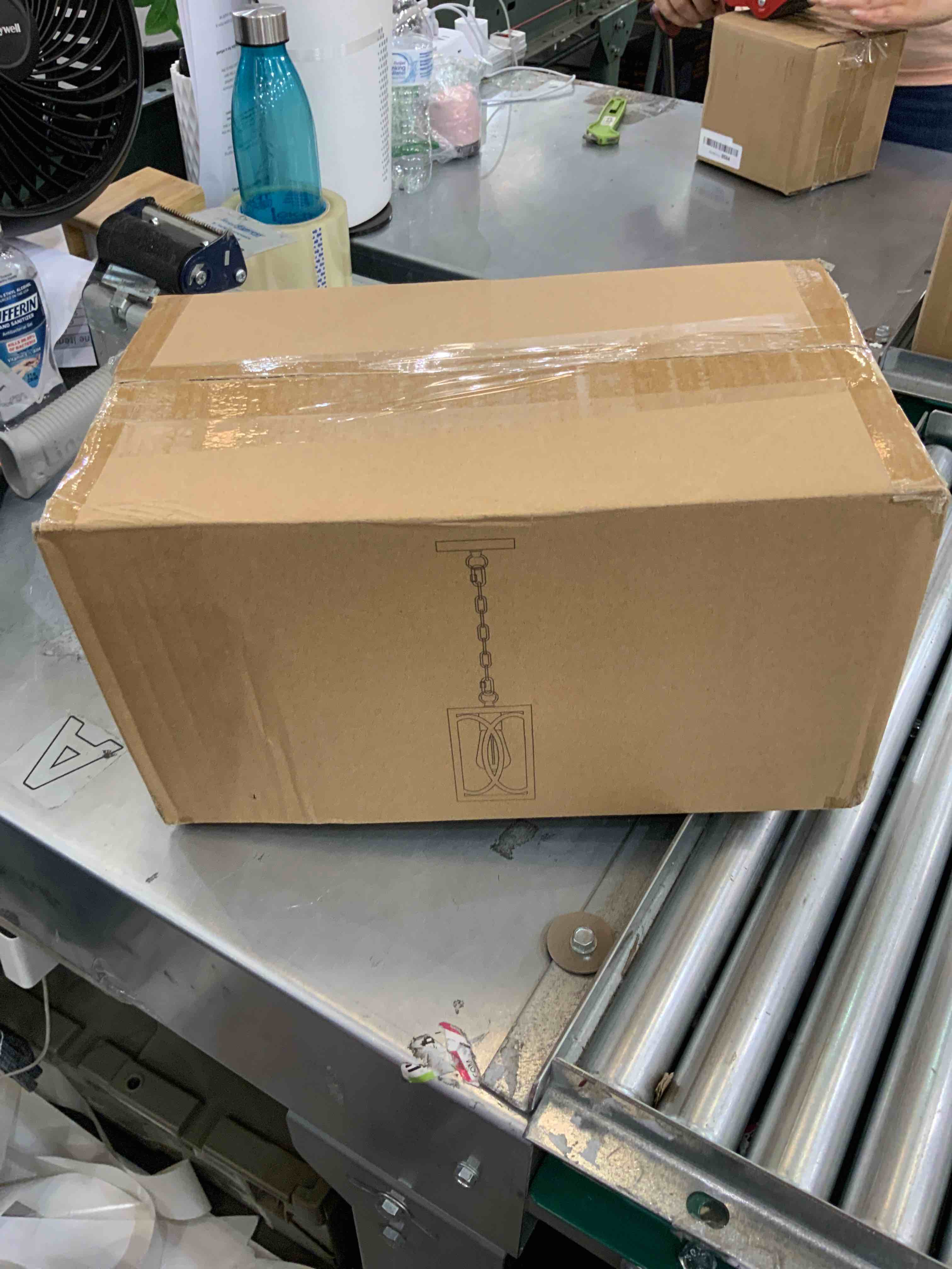 https://s3.amazonaws.com/lotting-images-prod/bidfta/EXS00291560_1687448215285.jpeg
